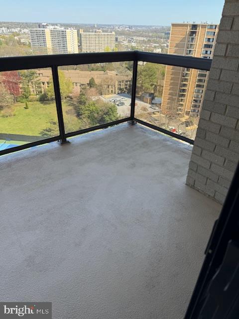 WATERGATE AT LANDMARK - Residential