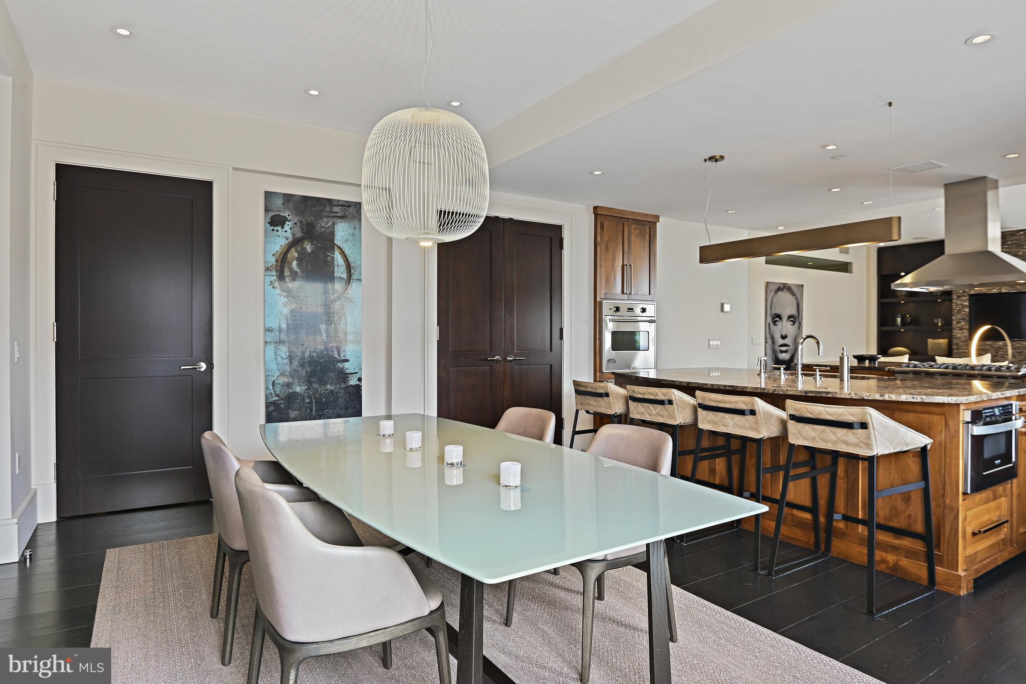 RESTON TOWN CENTER - Residential