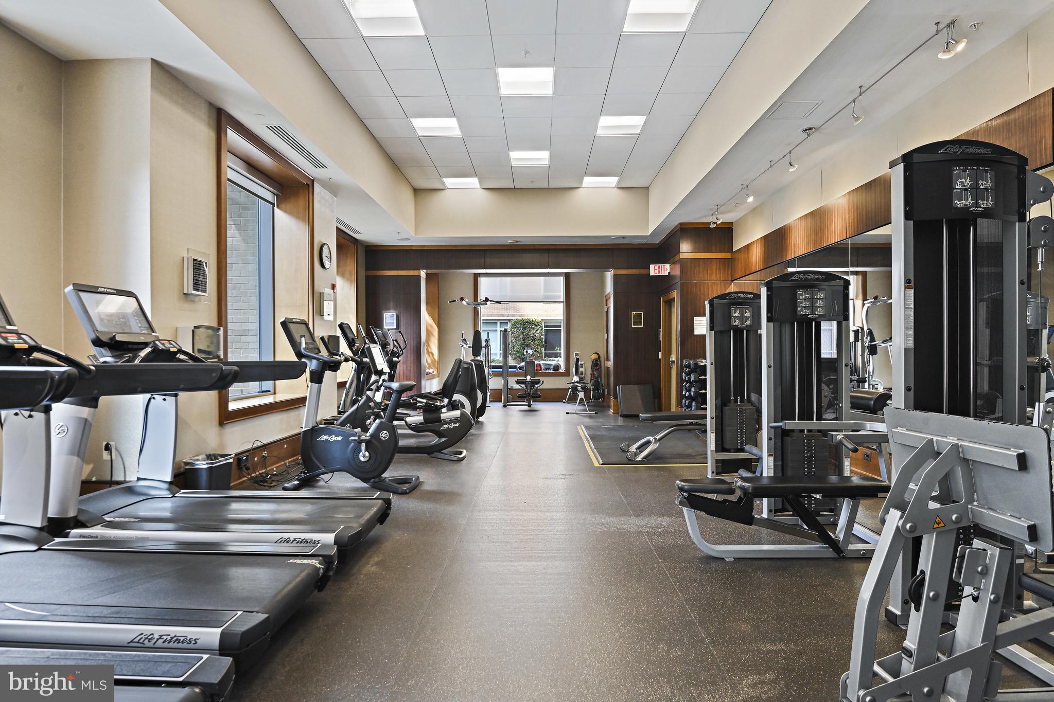 RESTON TOWN CENTER - Residential