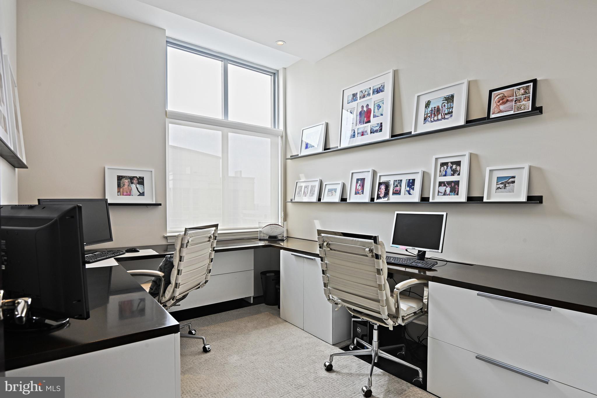 RESTON TOWN CENTER - Residential