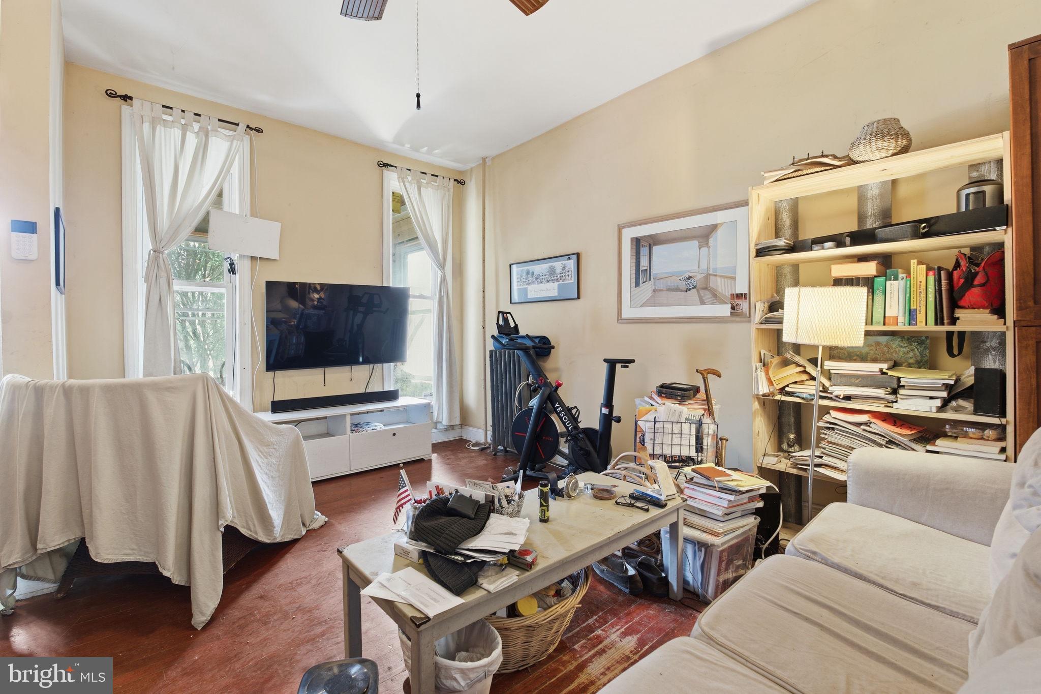 ROSEMONT - Residential