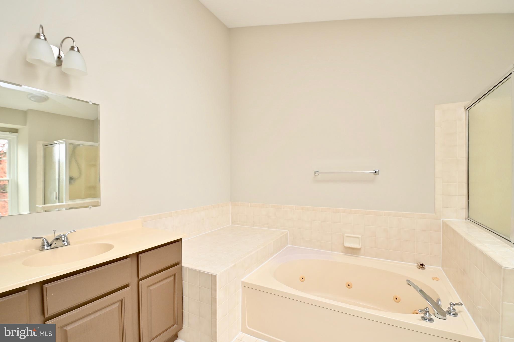MILLWOOD ESTATES - Residential Lease