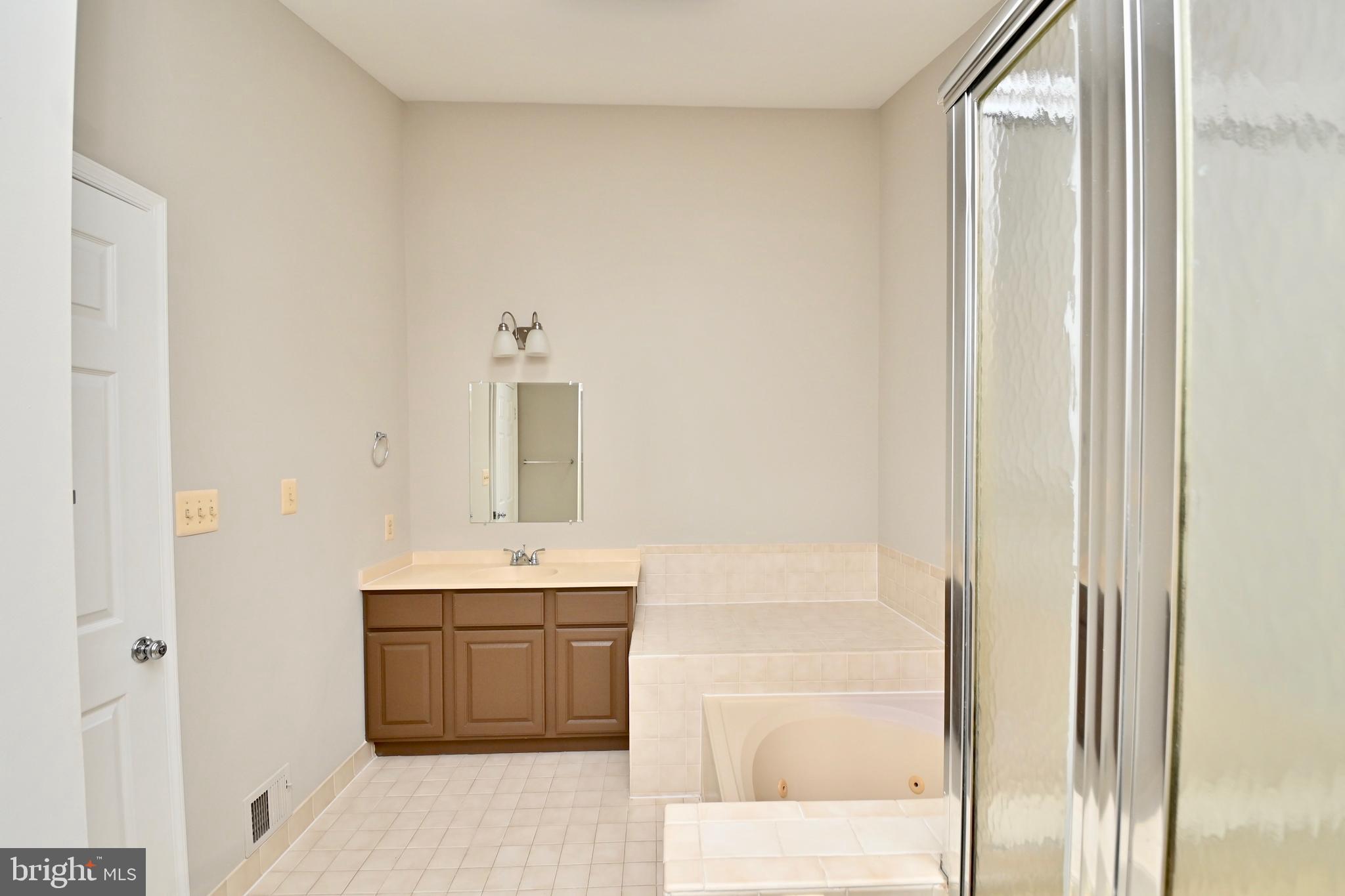 MILLWOOD ESTATES - Residential Lease