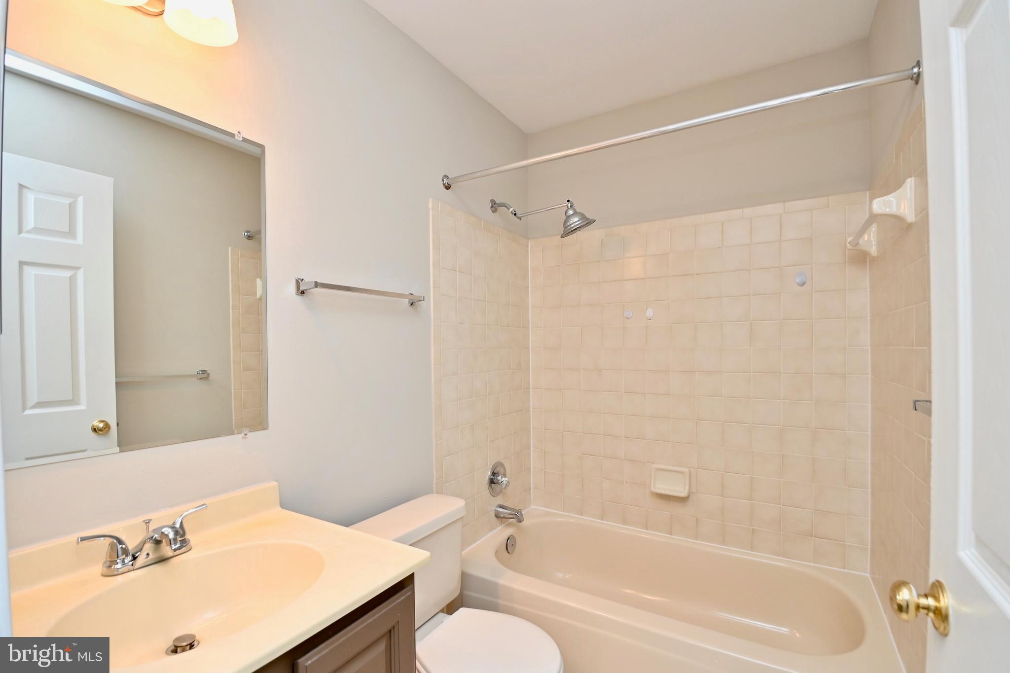 MILLWOOD ESTATES - Residential Lease