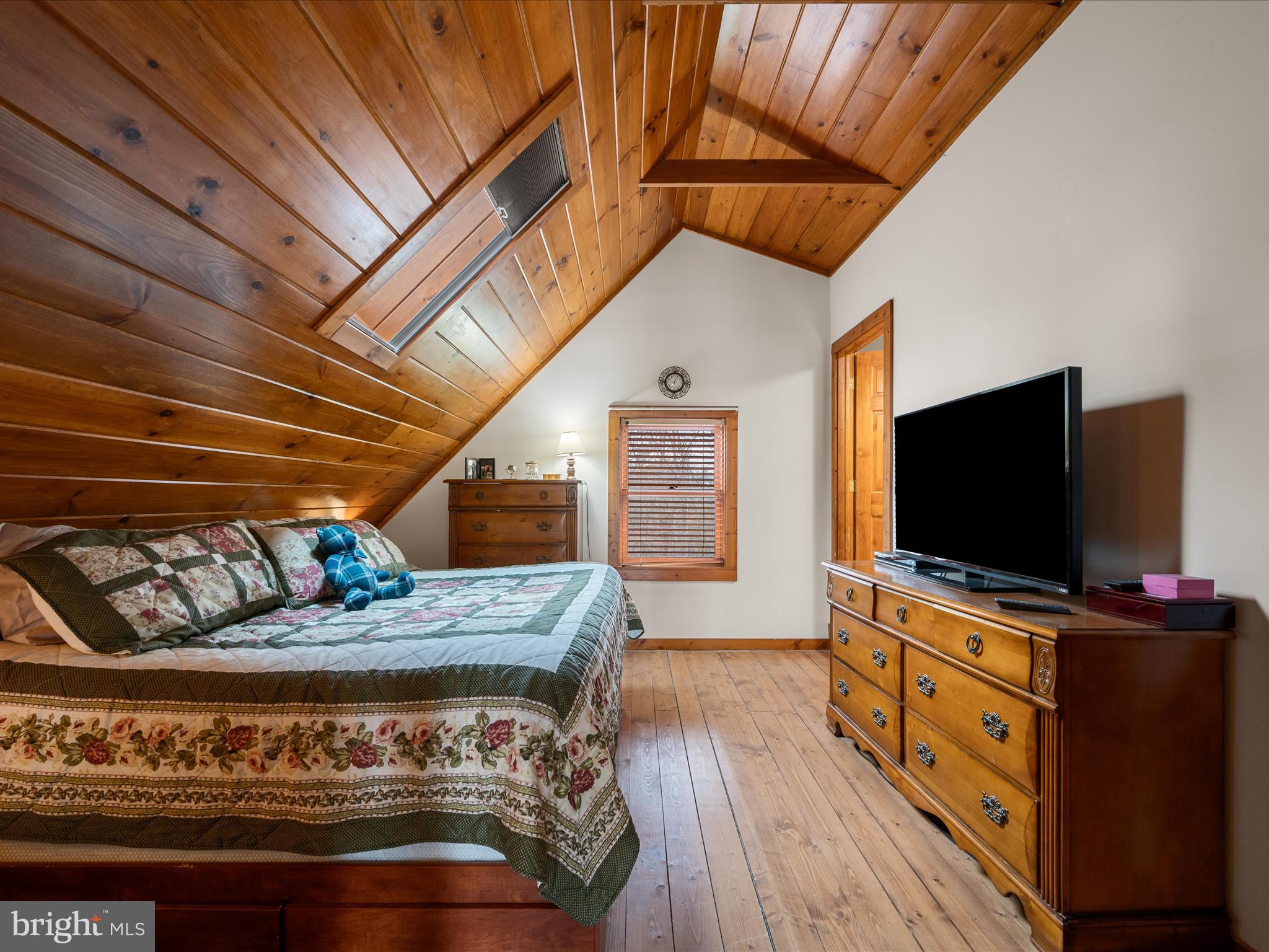 KINGSBROOKE ON THE POTOMAC - Residential