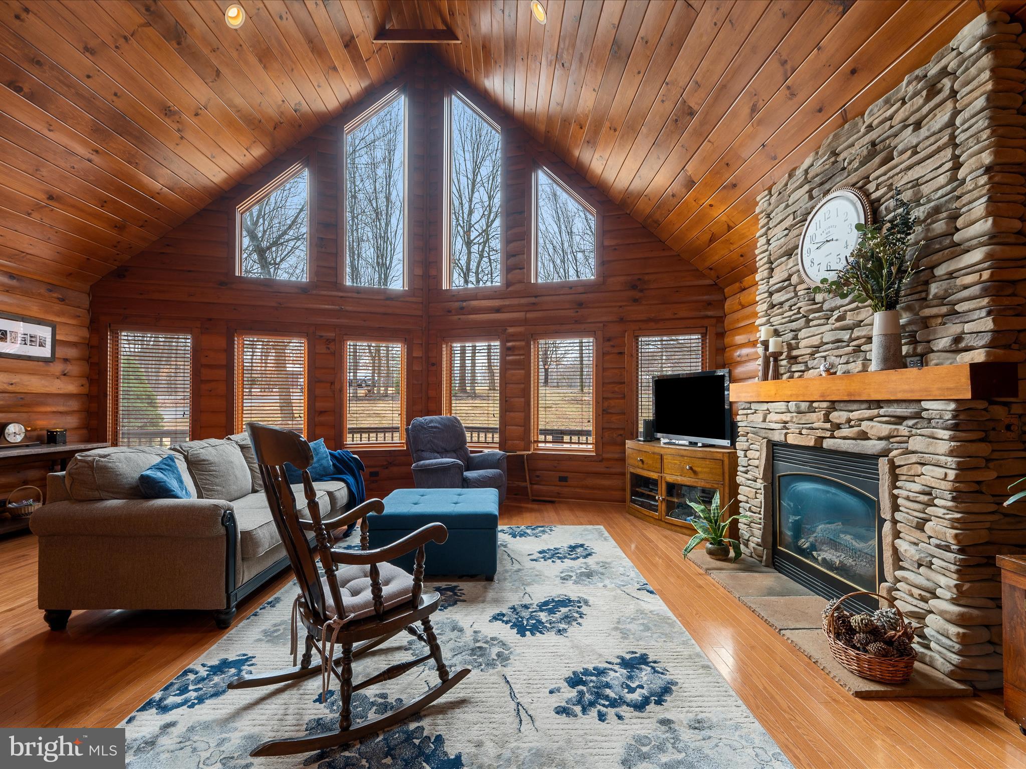 KINGSBROOKE ON THE POTOMAC - Residential