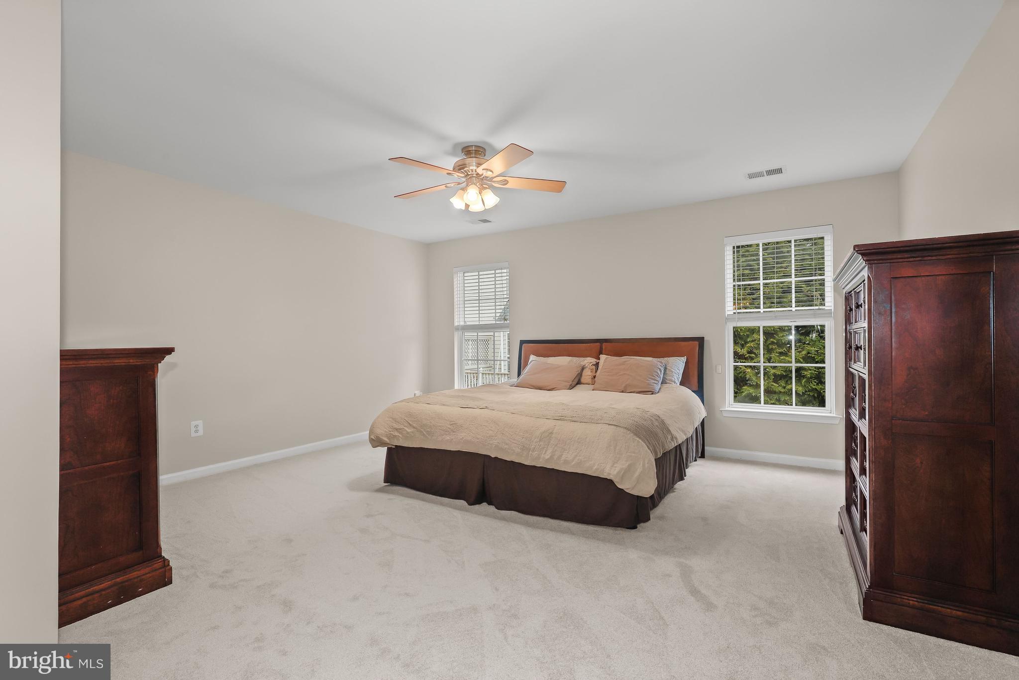 QUINCE ORCHARD PARK - Residential