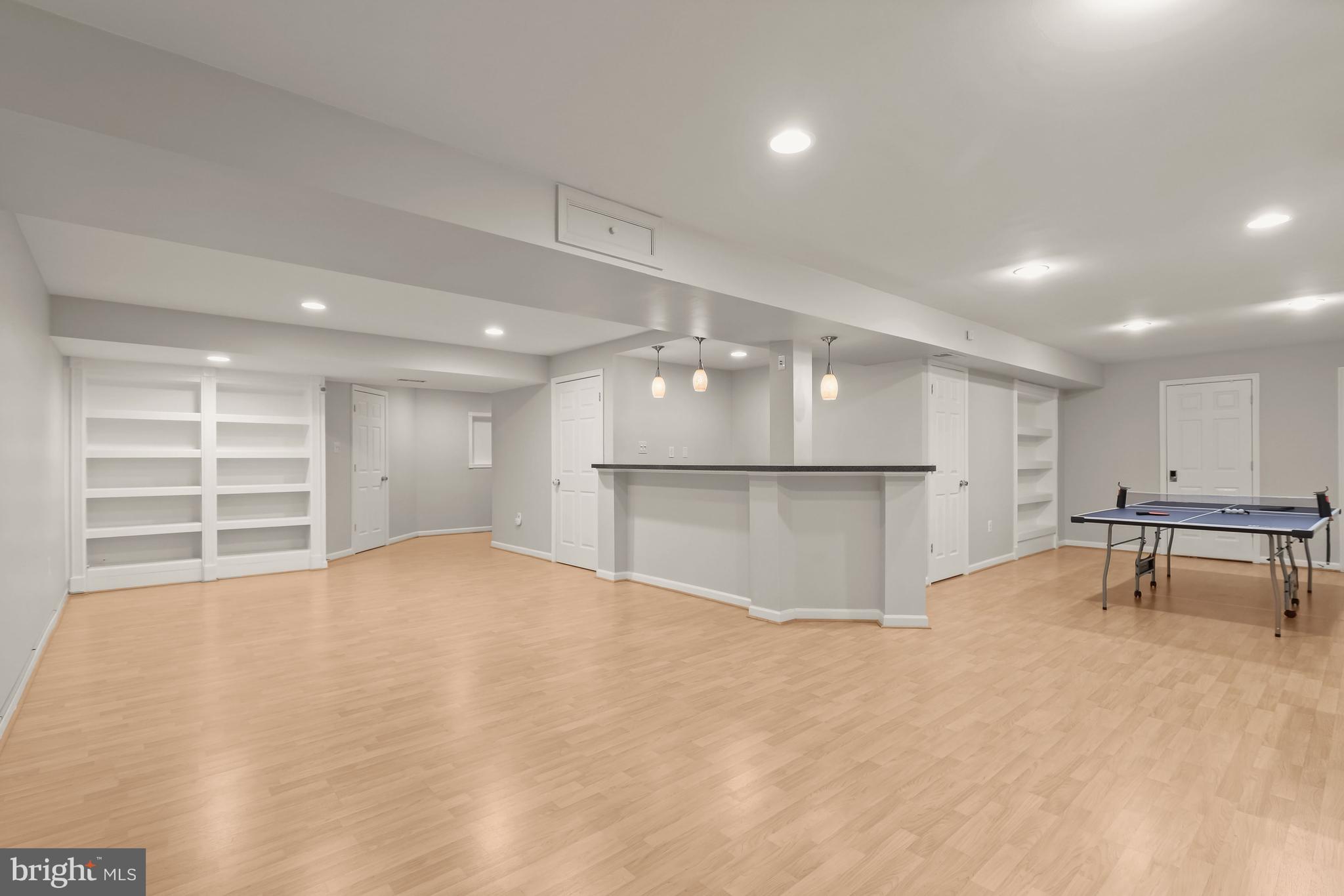 QUINCE ORCHARD PARK - Residential