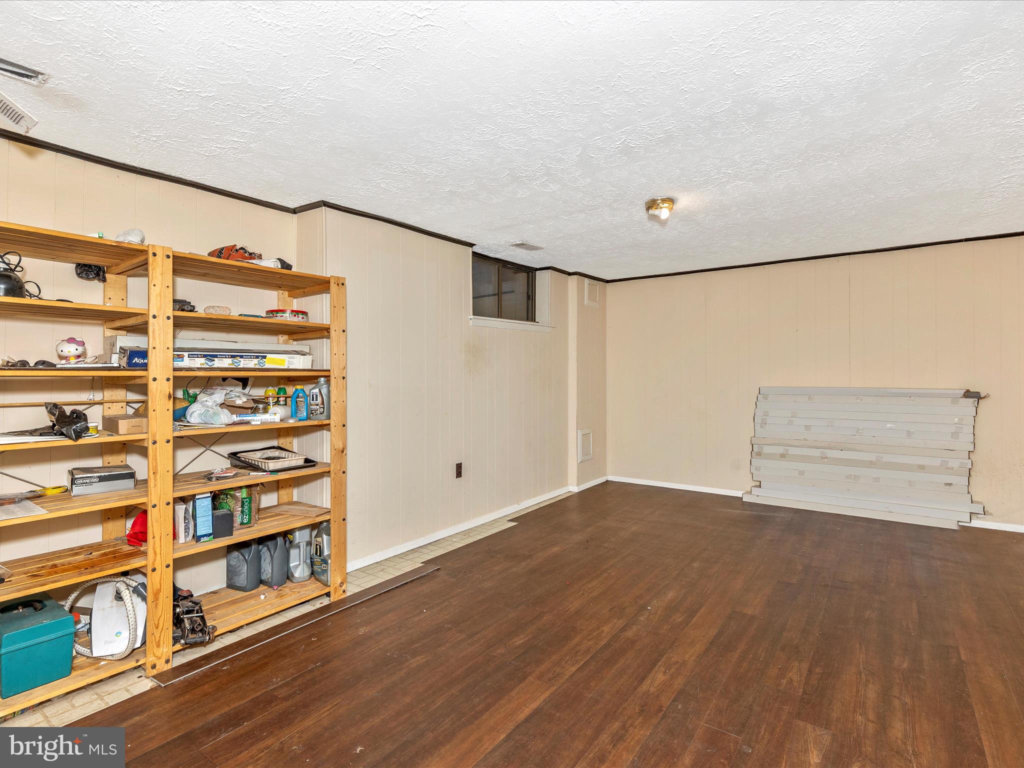 TWELVE TREES - Residential