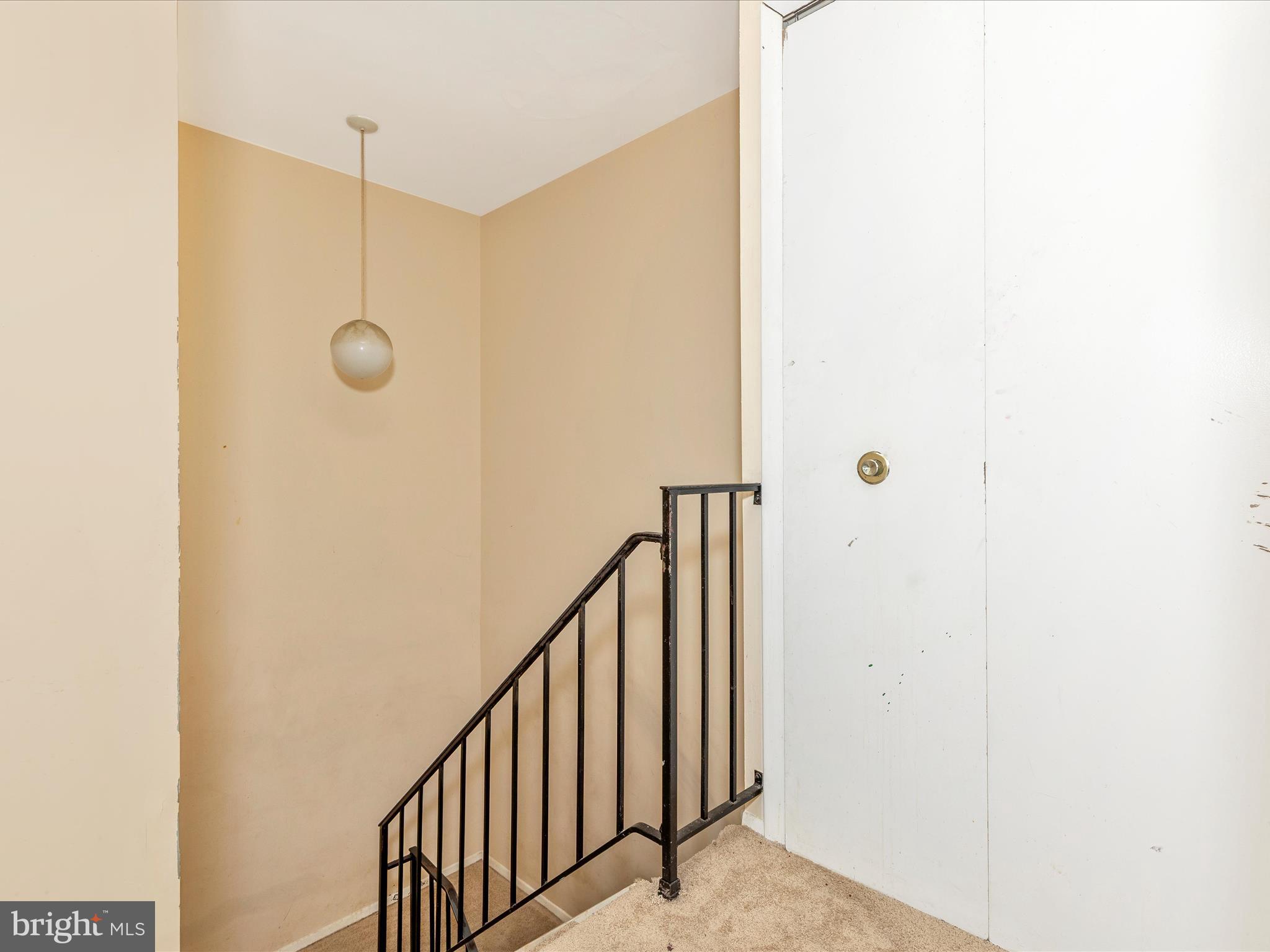 TWELVE TREES - Residential