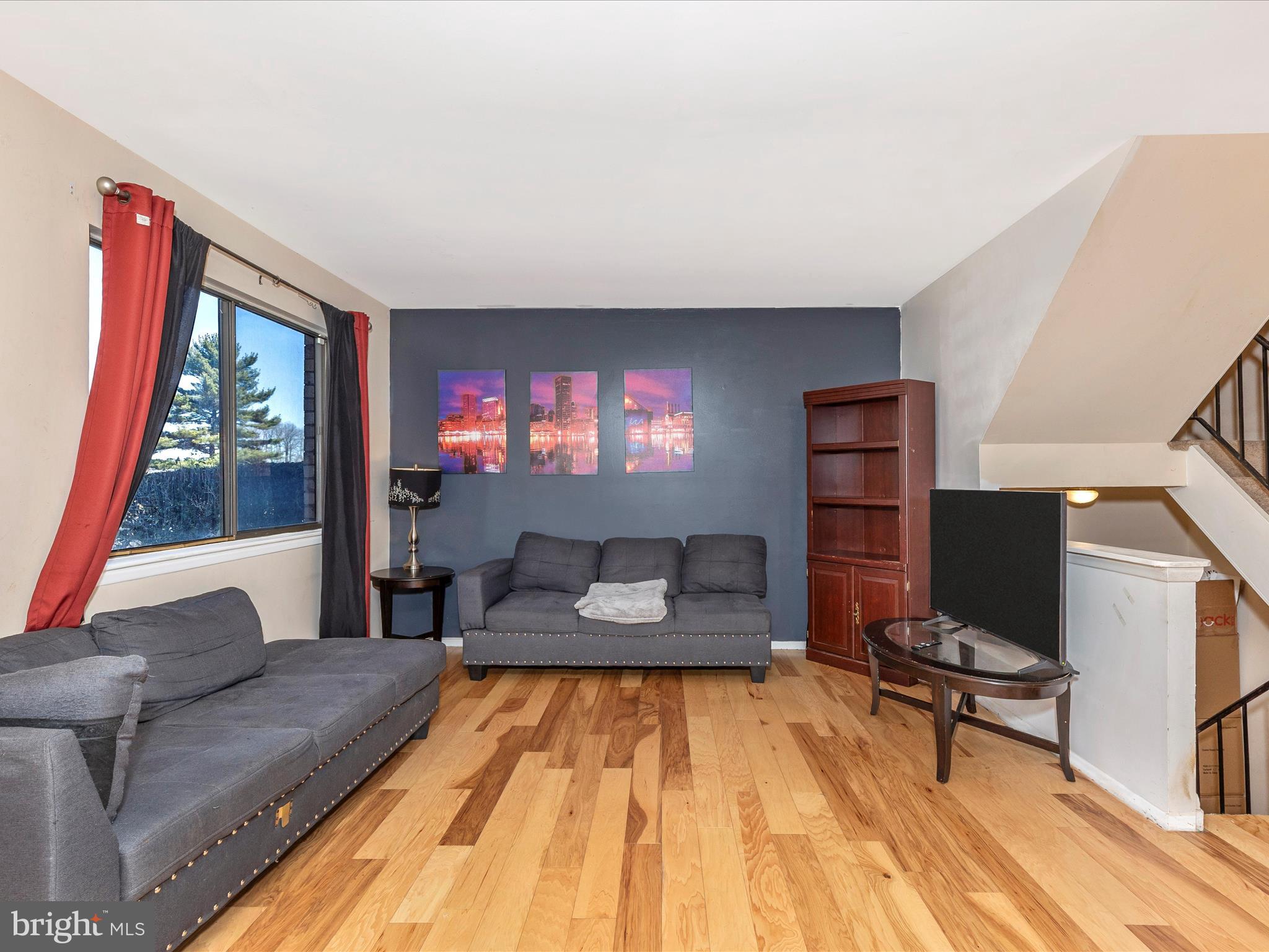 TWELVE TREES - Residential