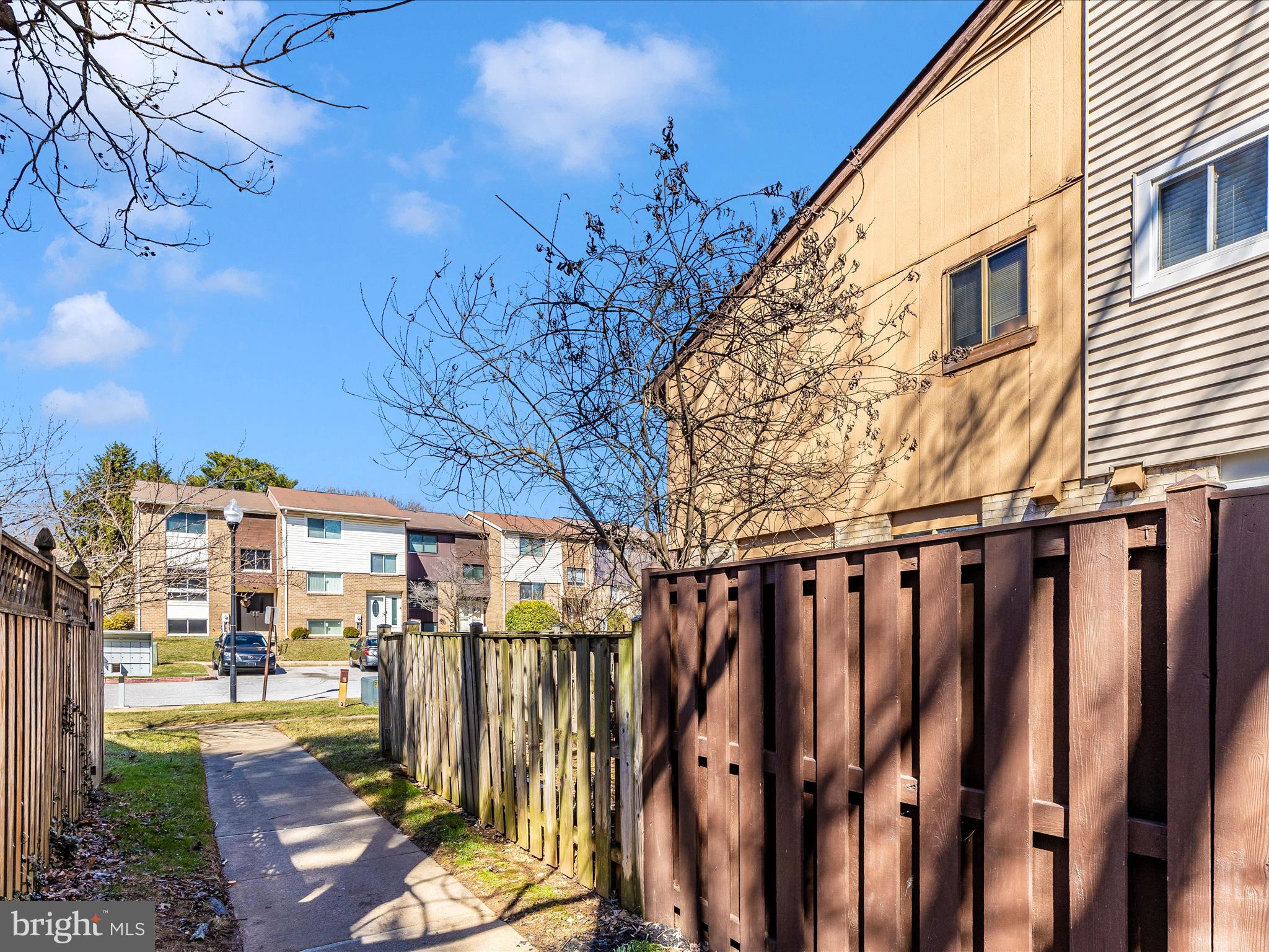 TWELVE TREES - Residential