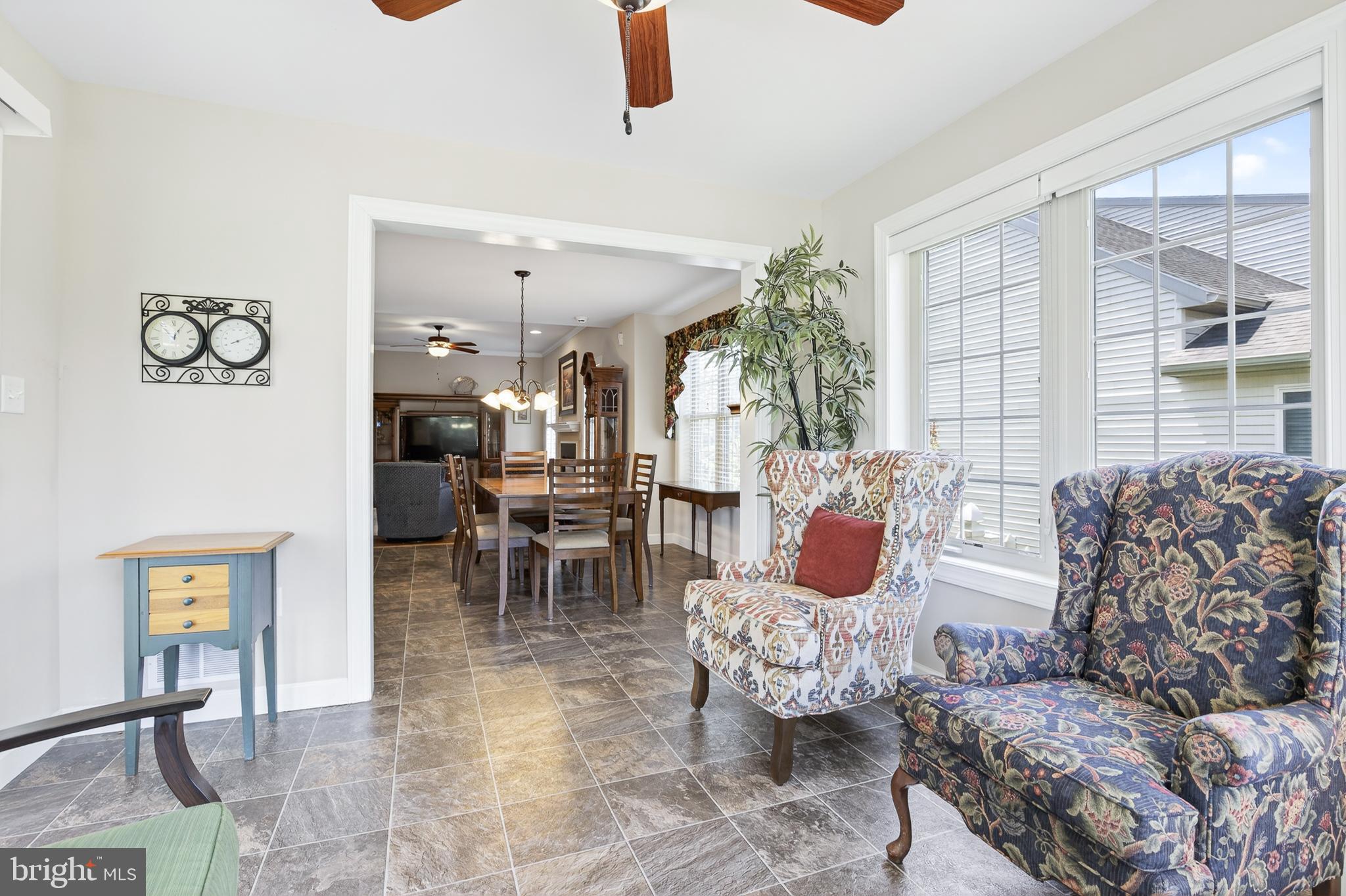 5263 OAK LEAF DRIVE