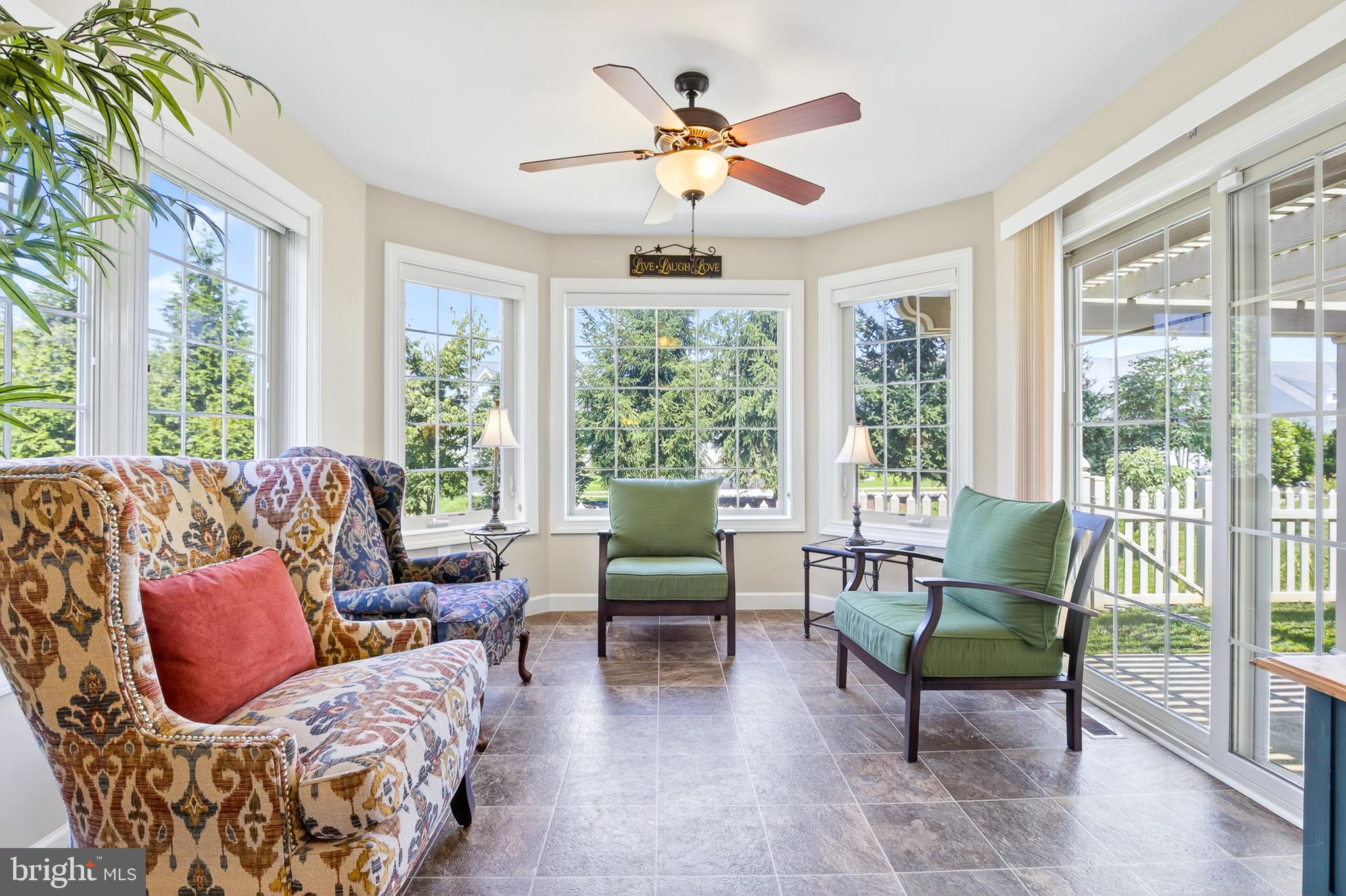 5263 OAK LEAF DRIVE