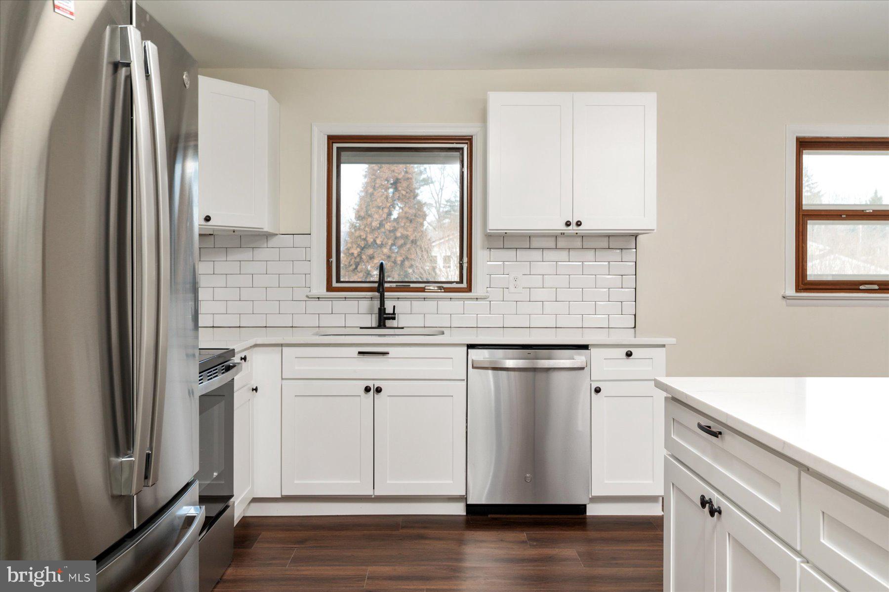 HILLSMERE ESTATES - Residential