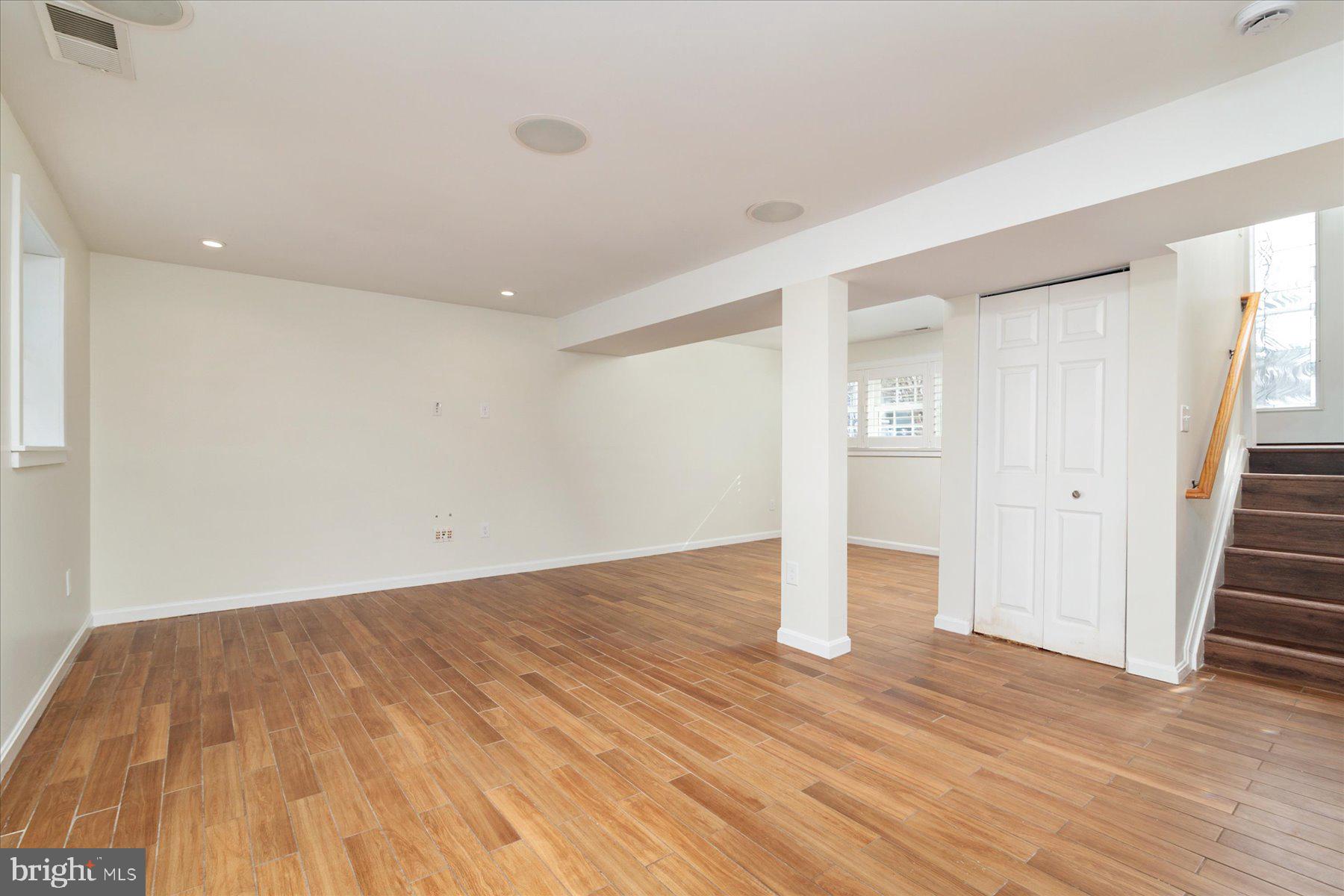 HILLSMERE ESTATES - Residential