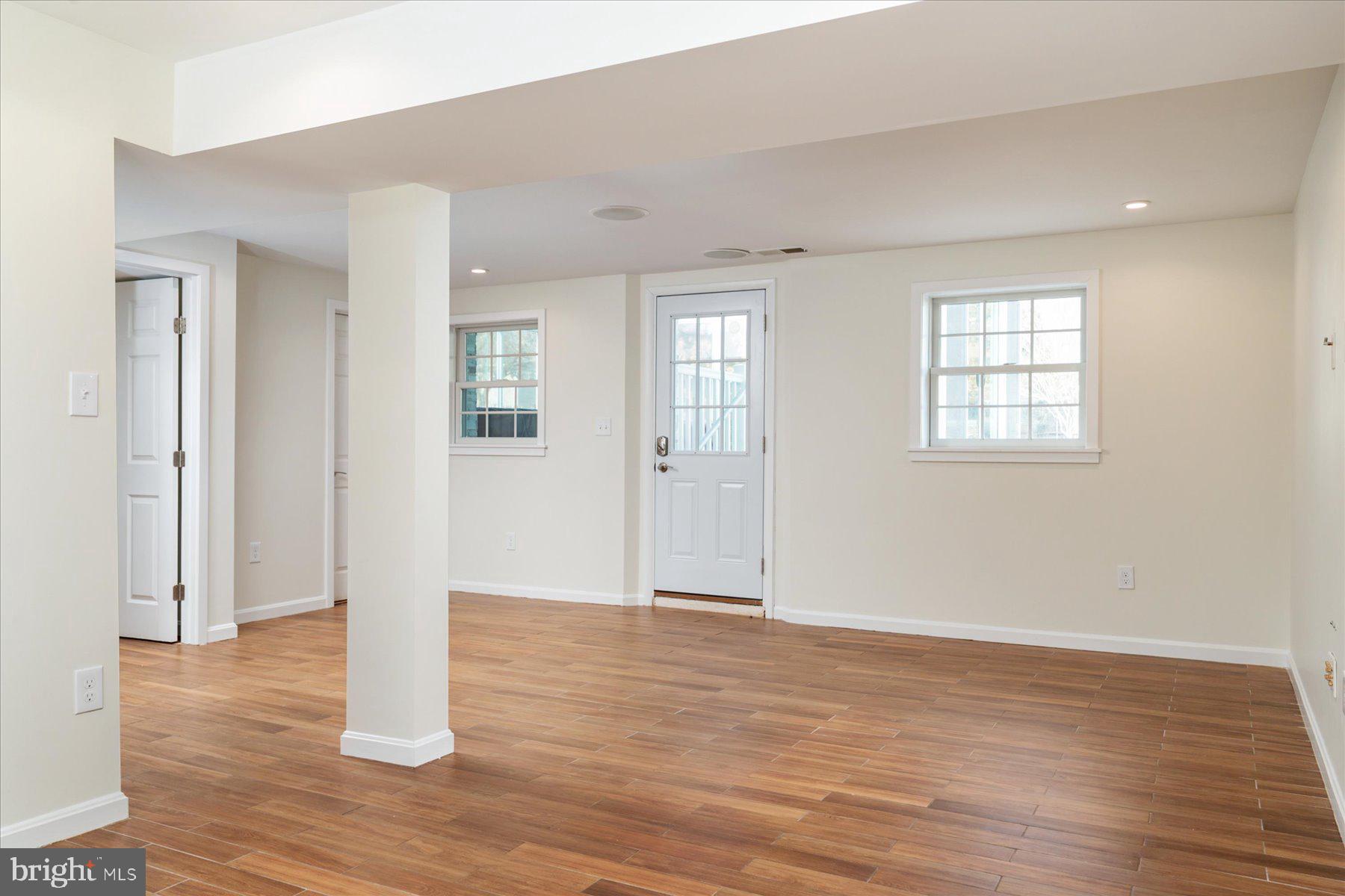 HILLSMERE ESTATES - Residential