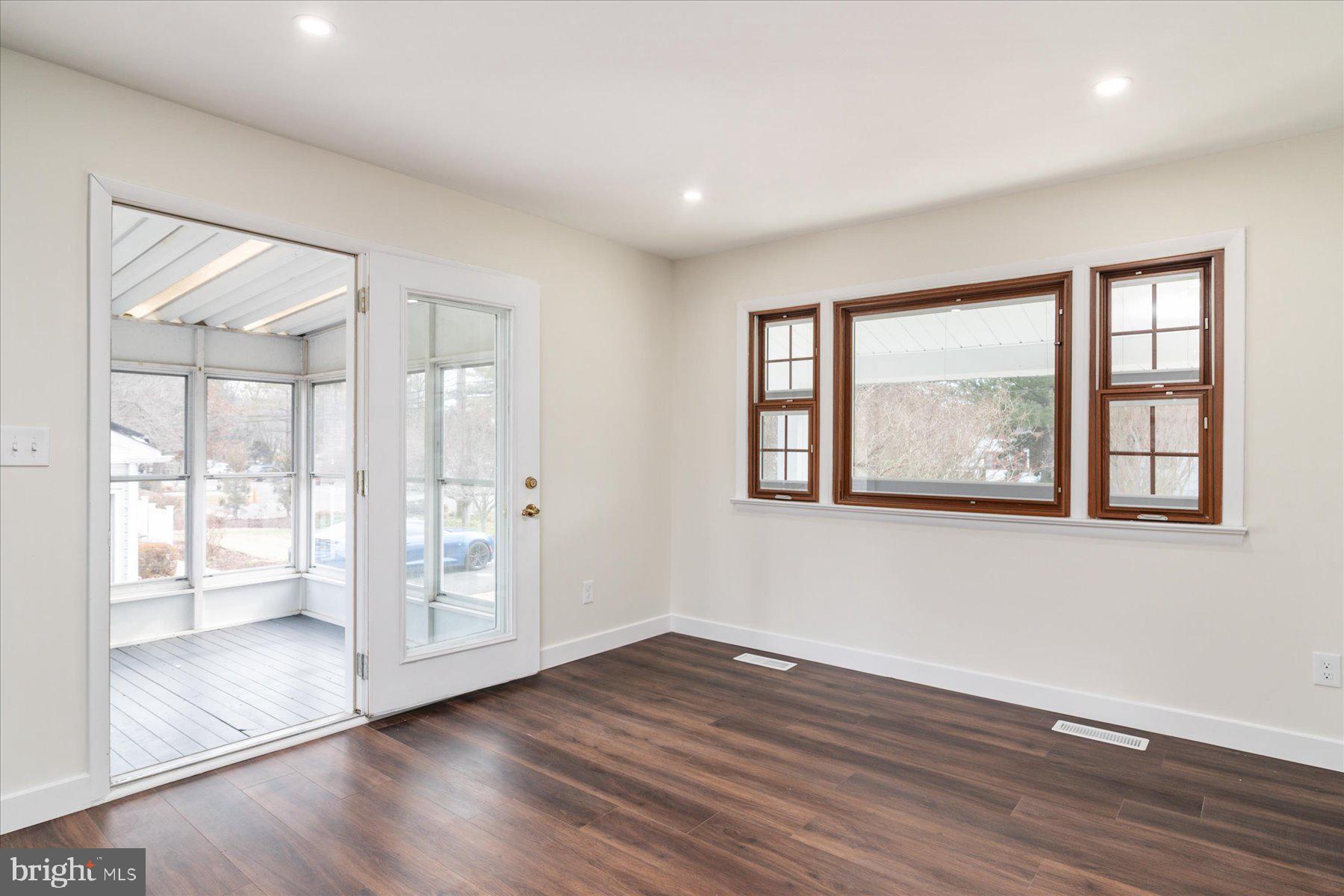 HILLSMERE ESTATES - Residential