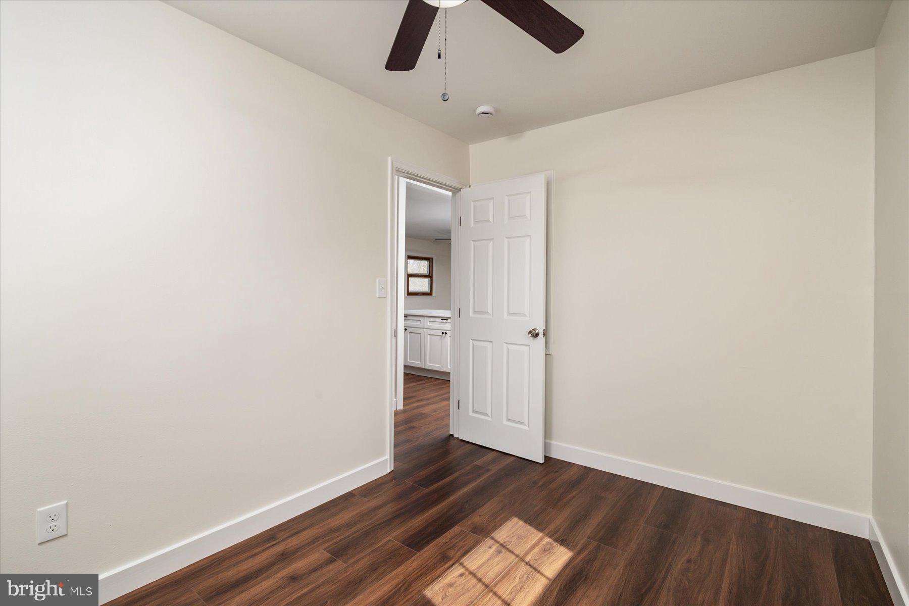 HILLSMERE ESTATES - Residential