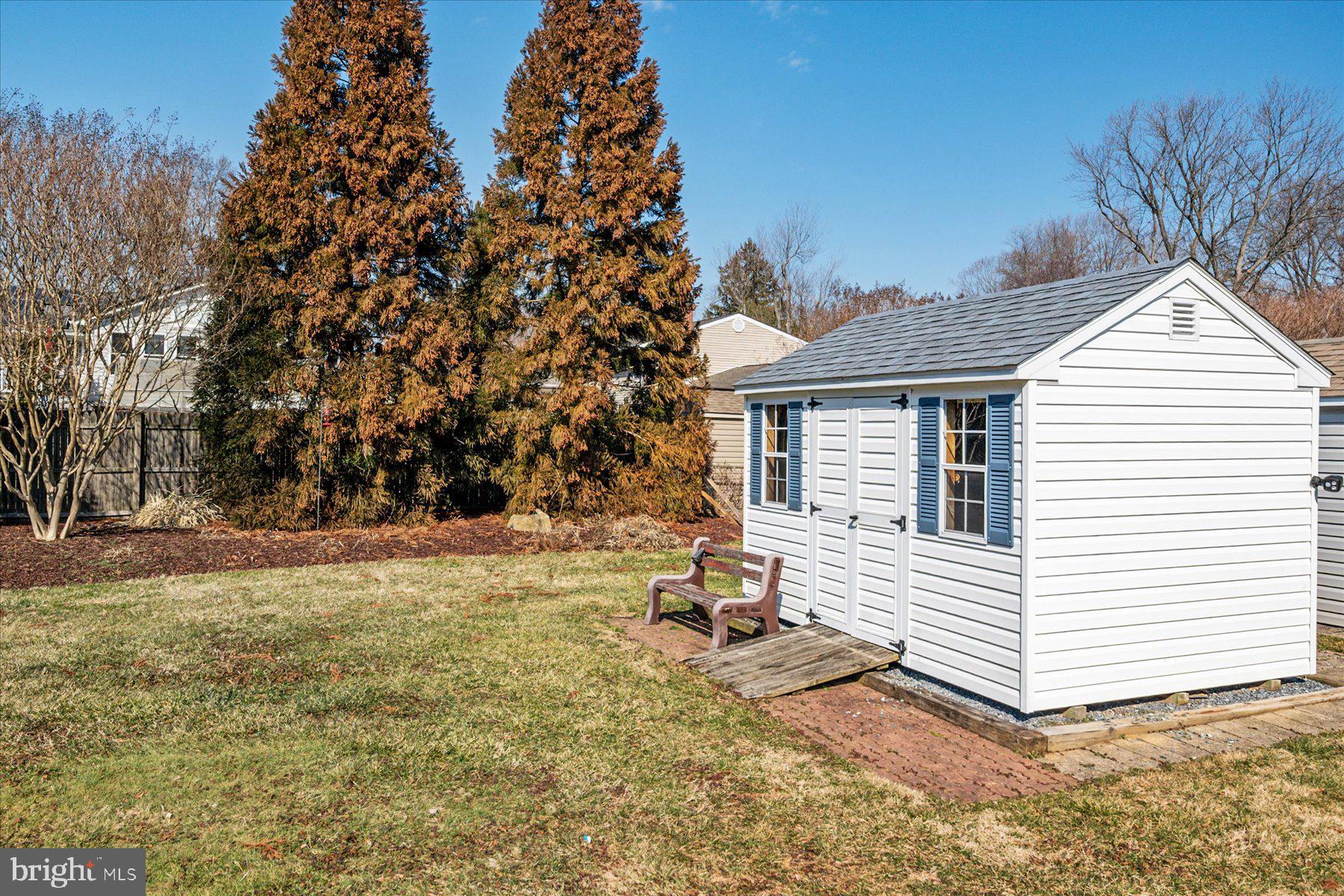 HILLSMERE ESTATES - Residential