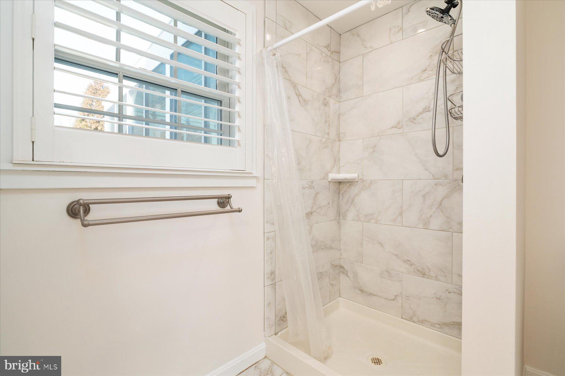 HILLSMERE ESTATES - Residential