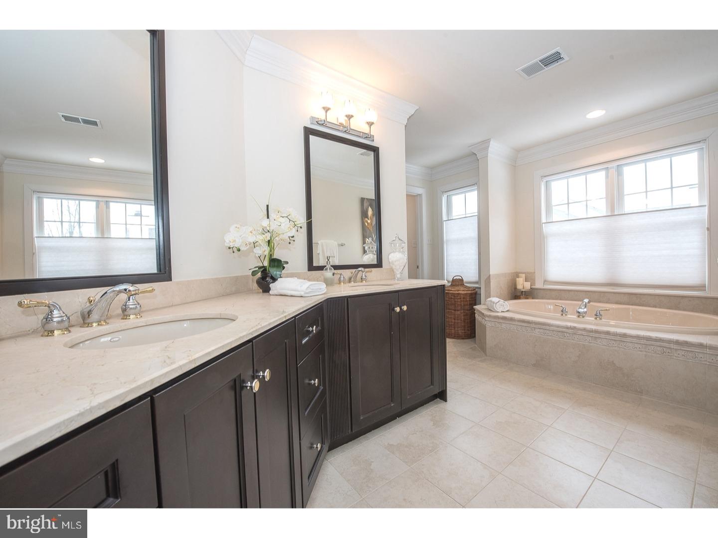 DARLINGTON POINTE - Residential