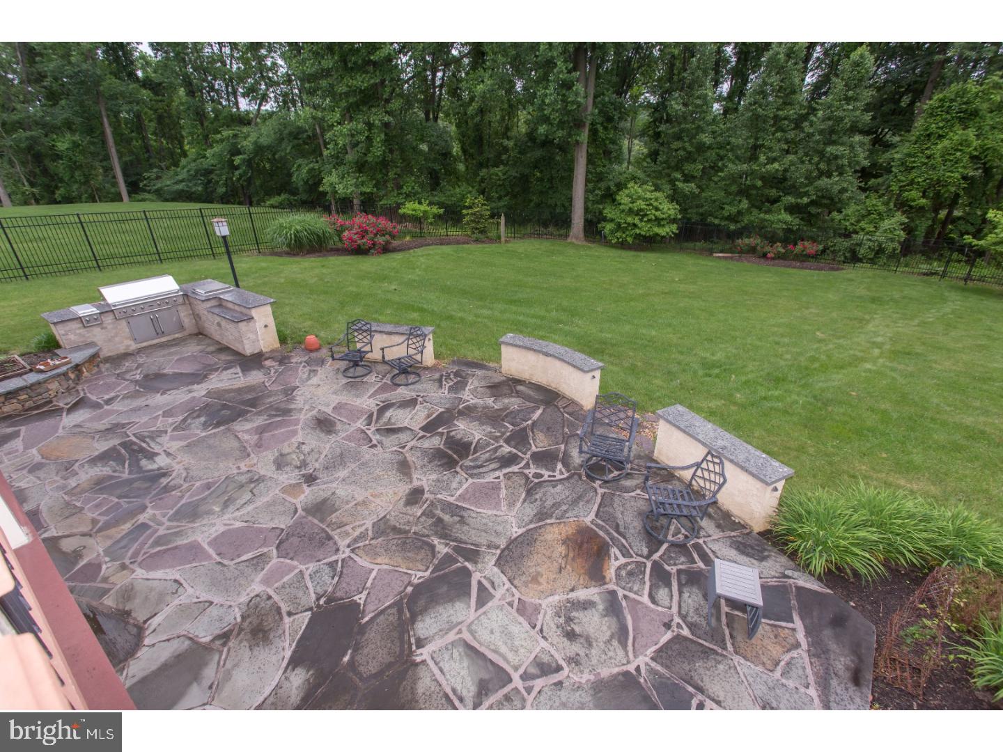 DARLINGTON POINTE - Residential