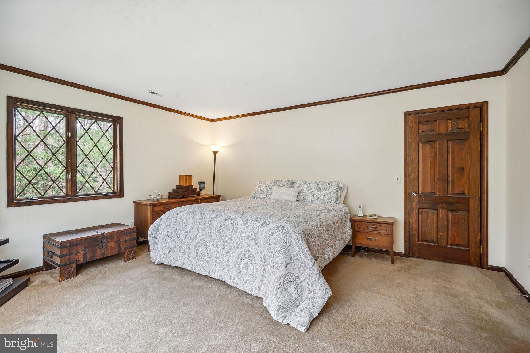 THE SINGING WOODS - Residential