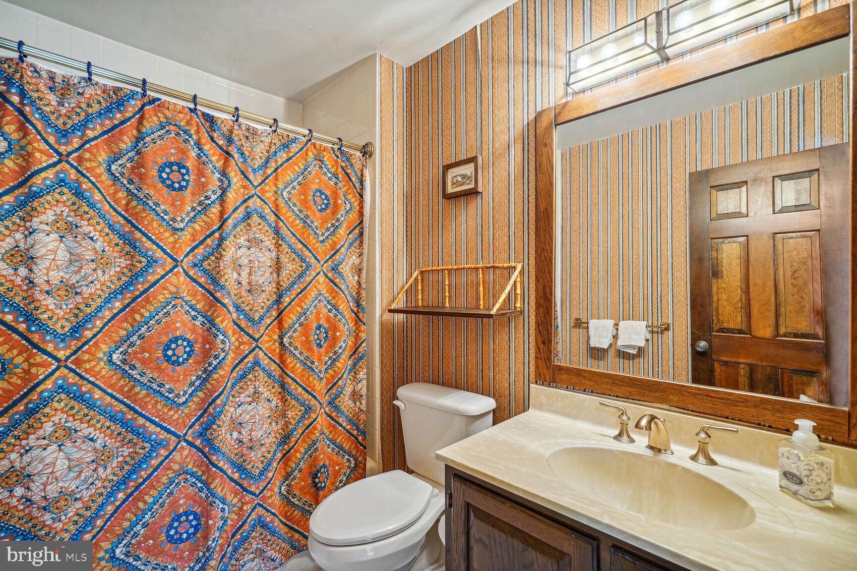 THE SINGING WOODS - Residential