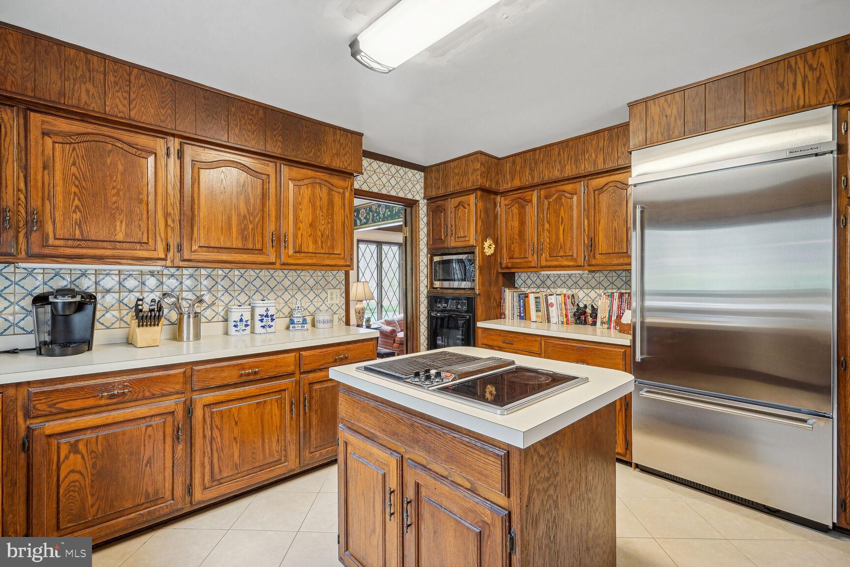 THE SINGING WOODS - Residential