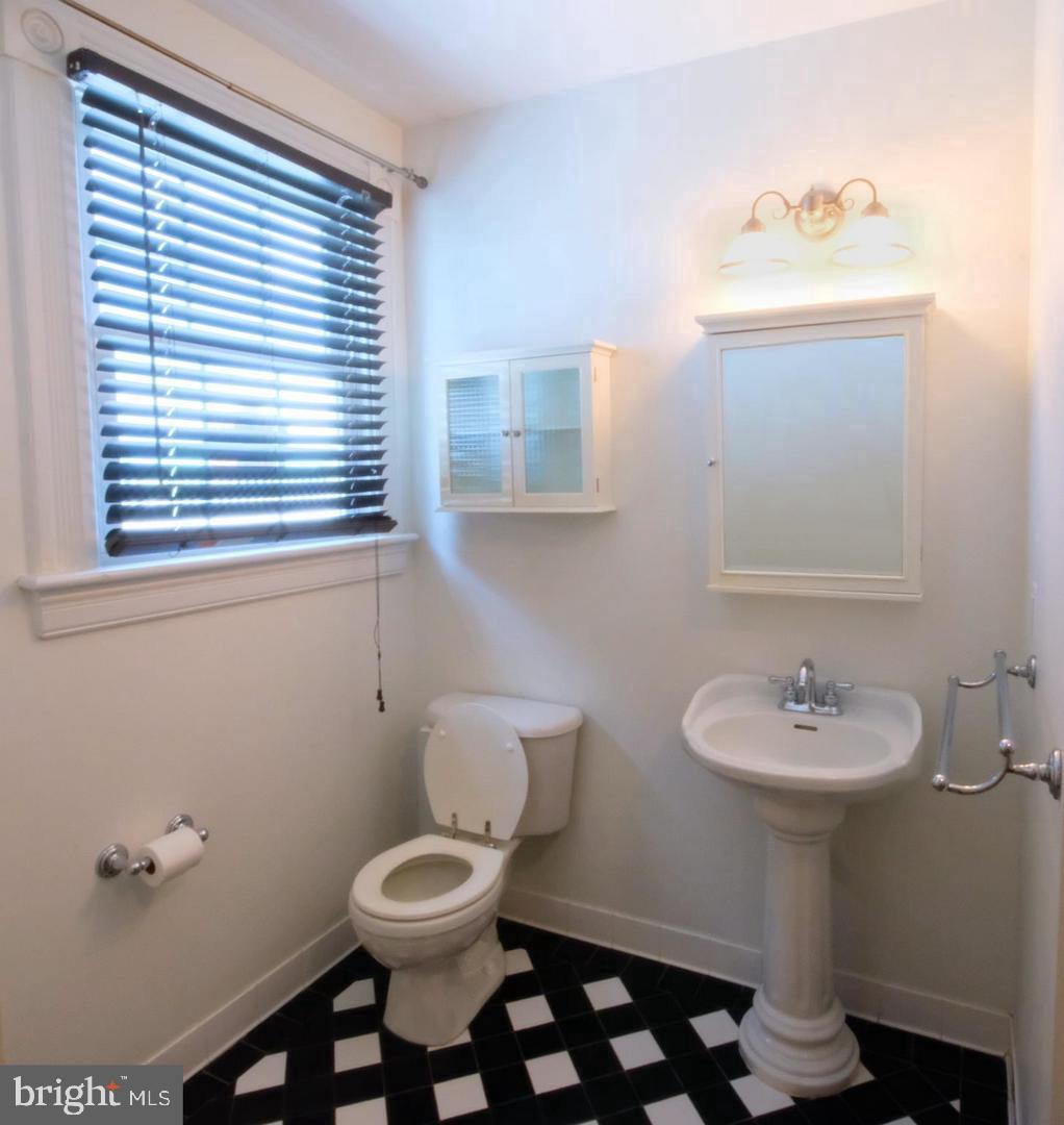 LA PLATA - Residential Lease