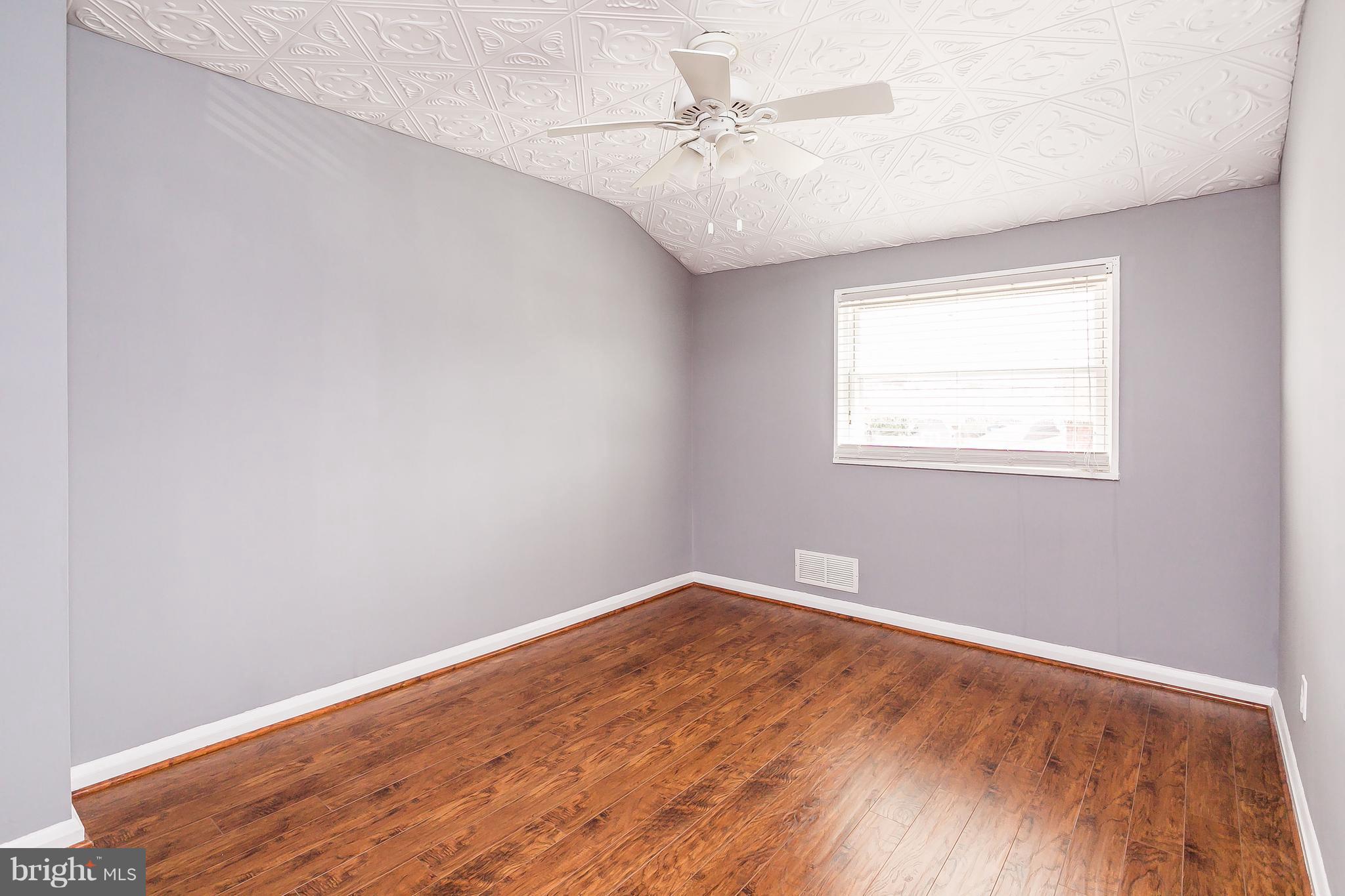 CHARLESMONT - Residential