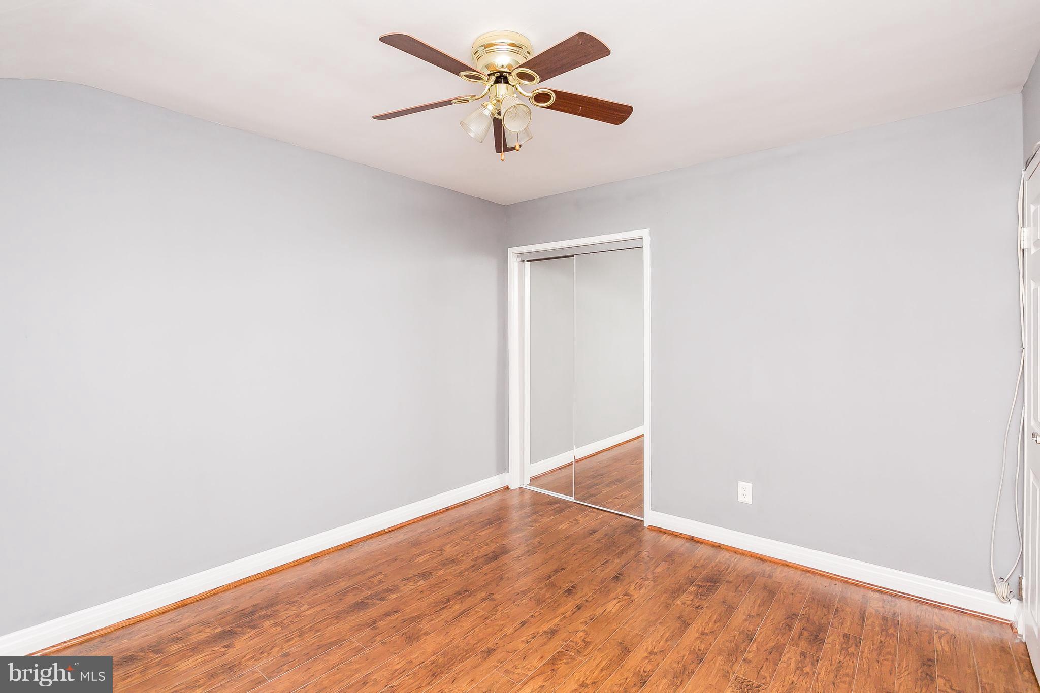 CHARLESMONT - Residential