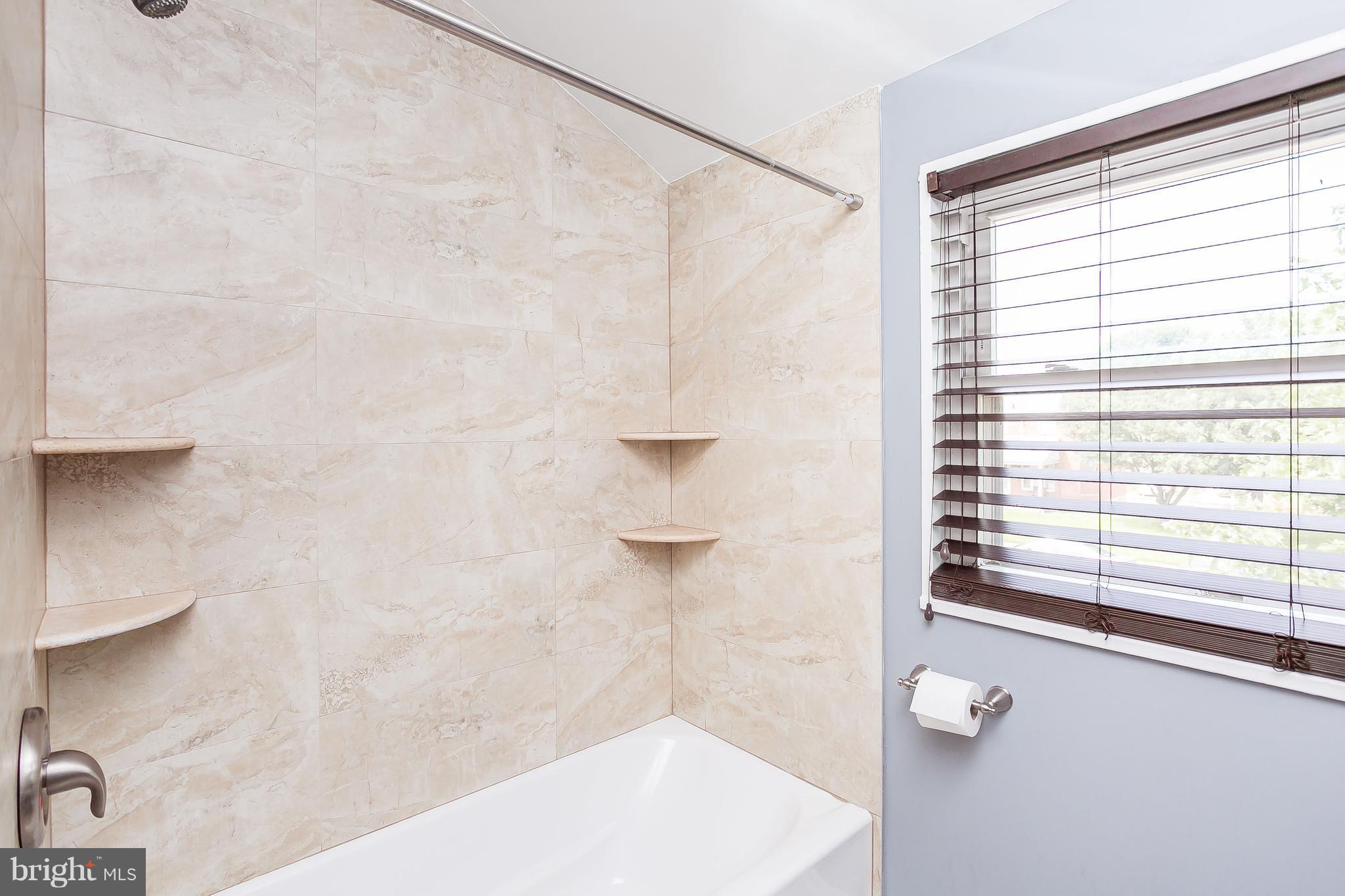 CHARLESMONT - Residential