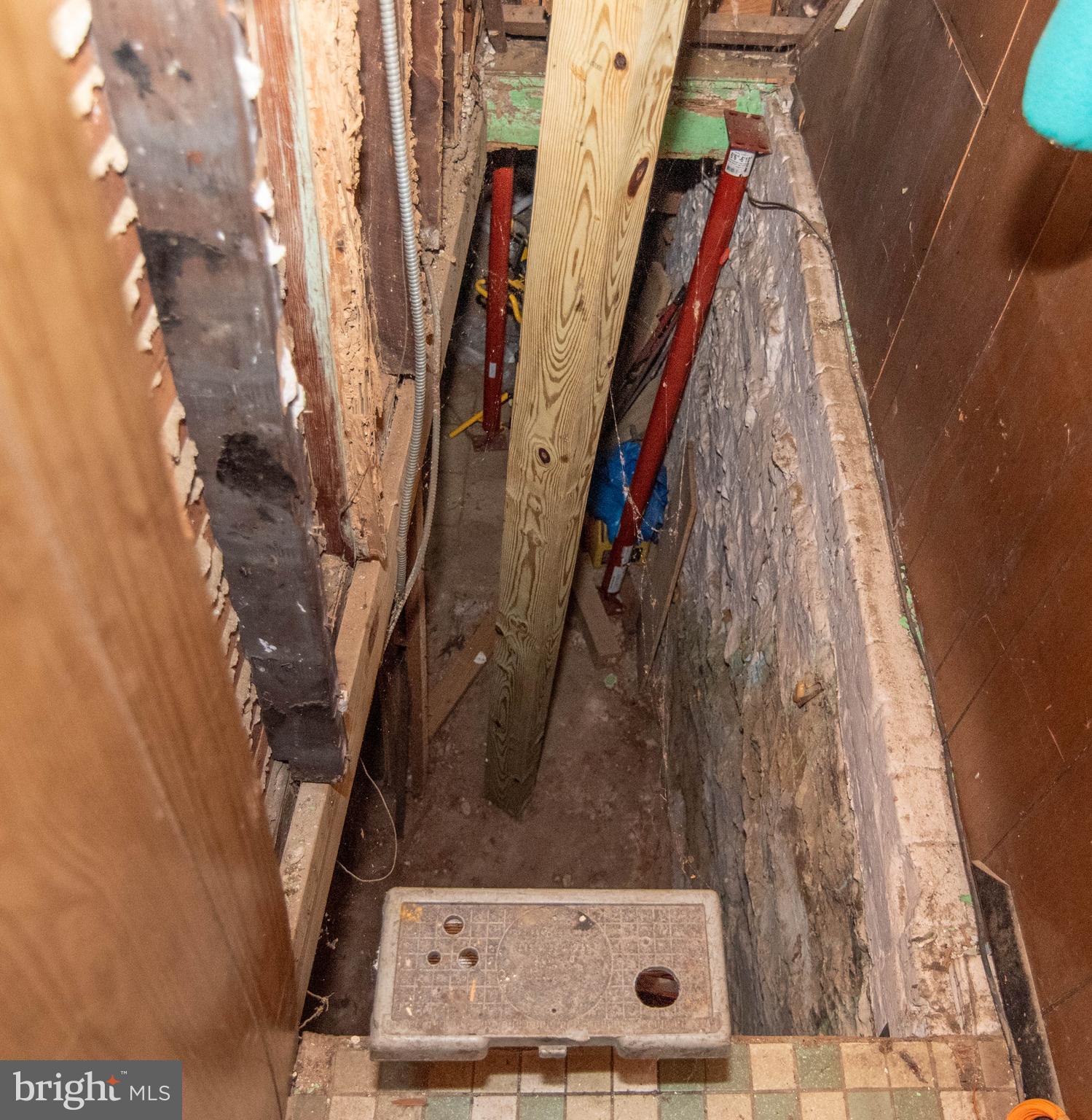 SHIPLEY HILL - Residential