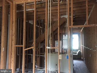 BROADWAY EAST - Residential