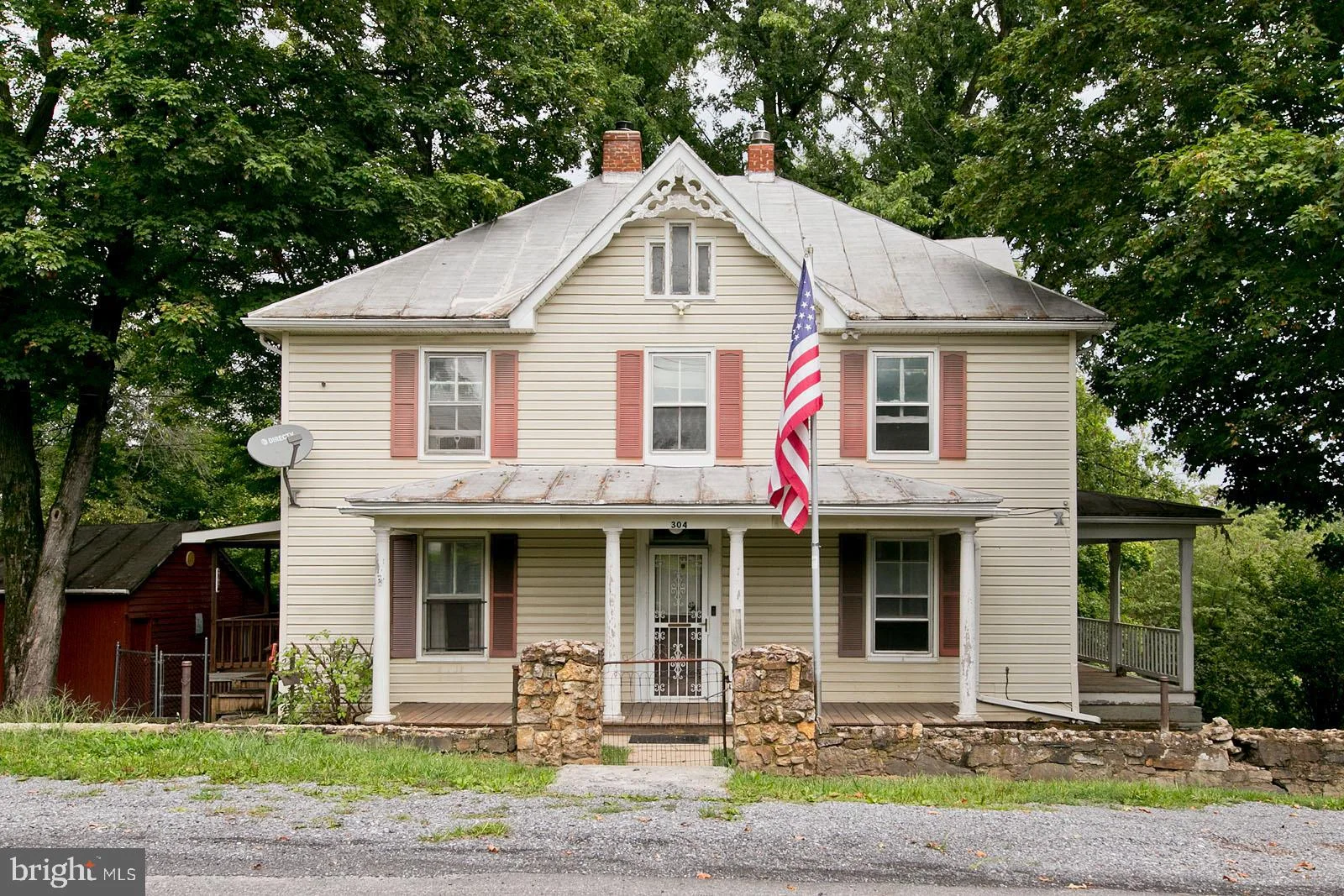 304 Cross Junction Road, Cross Junction, VA 22625