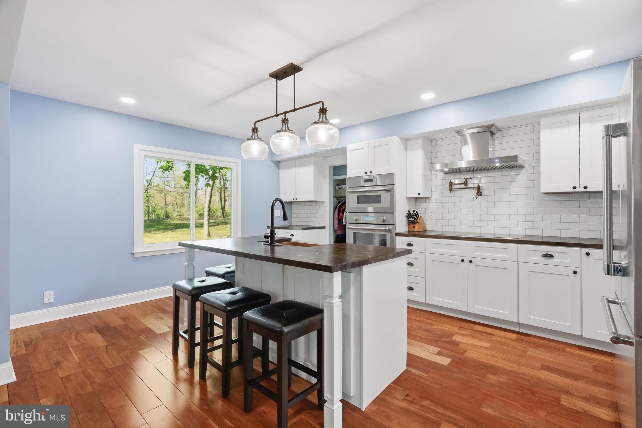 SHIRES CROSSING - Residential