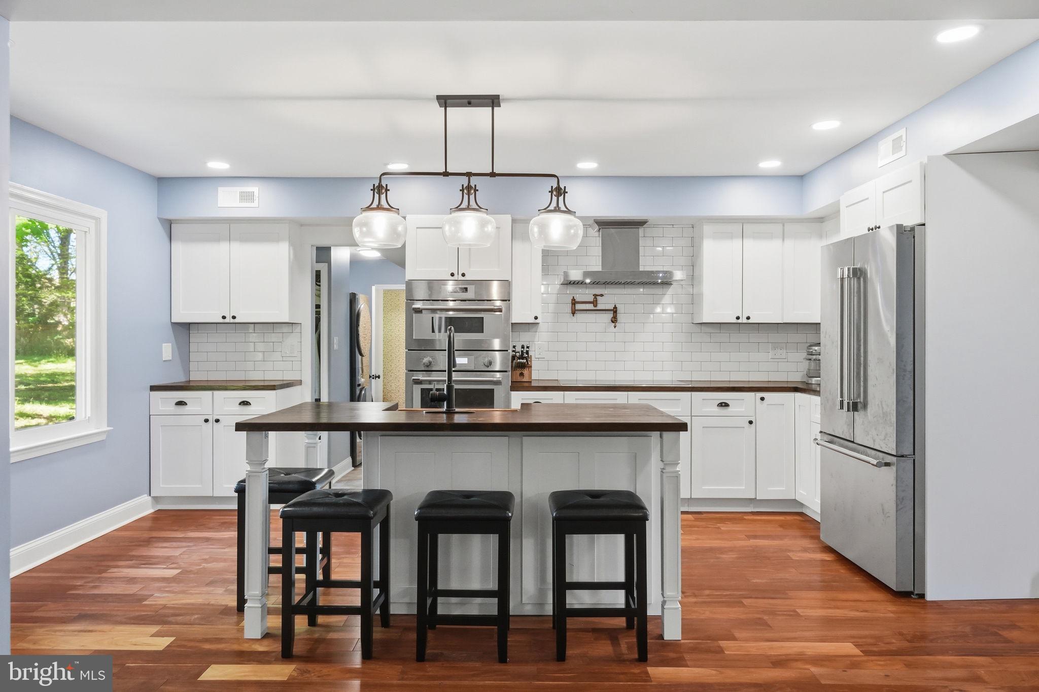 SHIRES CROSSING - Residential