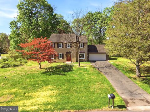 Photo of 5 Canal Run E, WASHINGTON CROSSING, PA 18977 (MLS # PABU2119832)