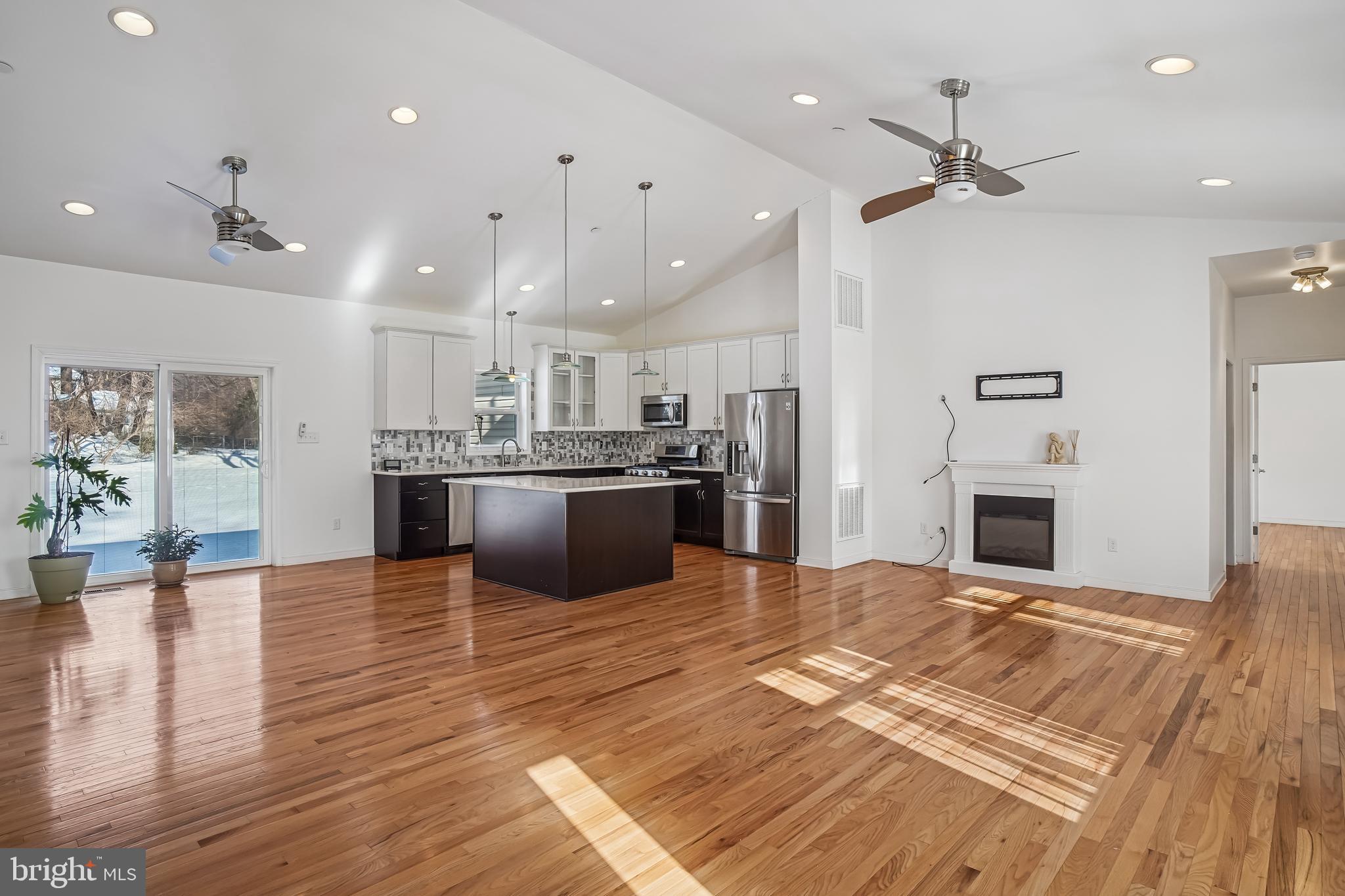 PHEASANT HILL - Residential