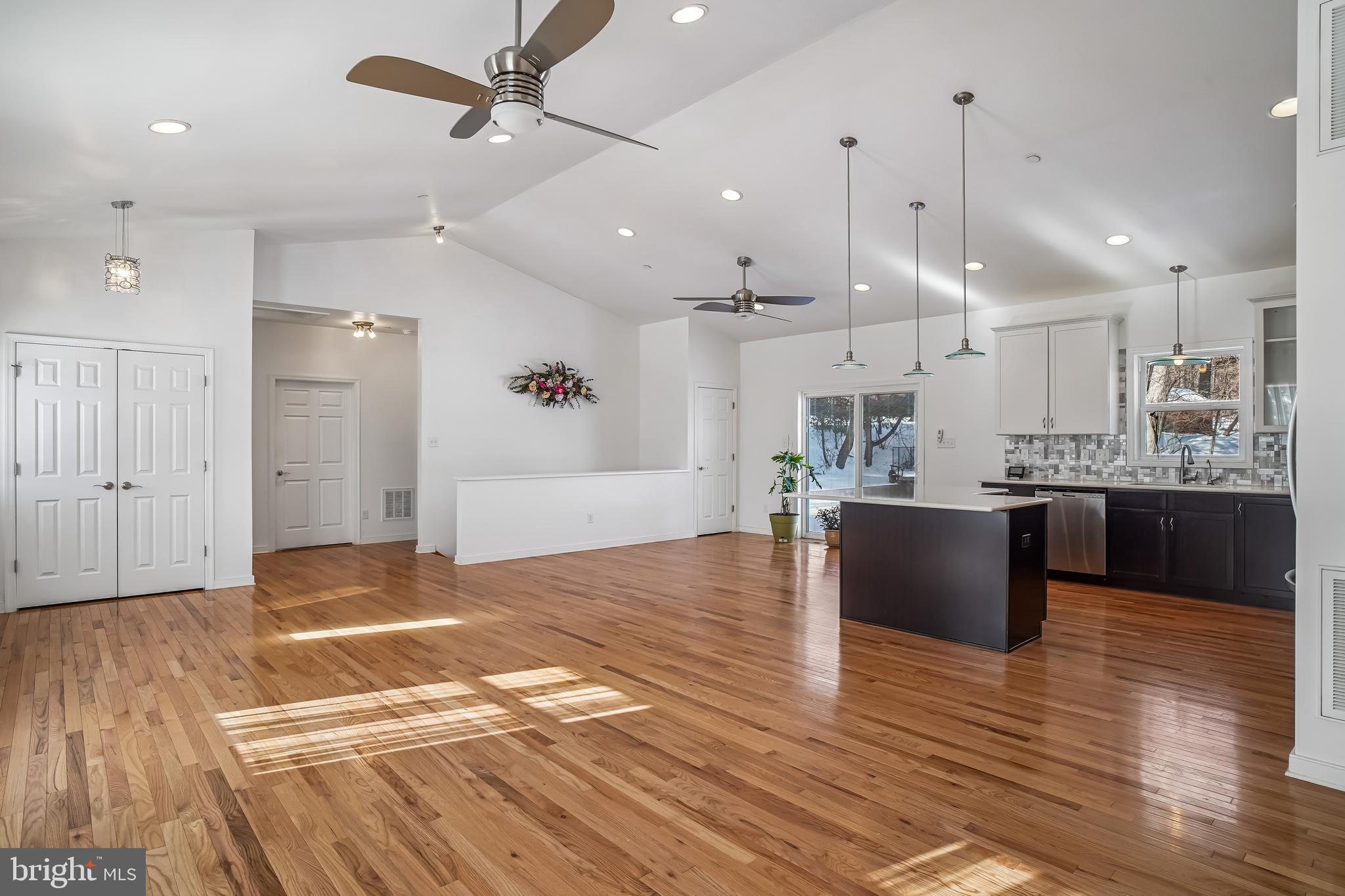 PHEASANT HILL - Residential