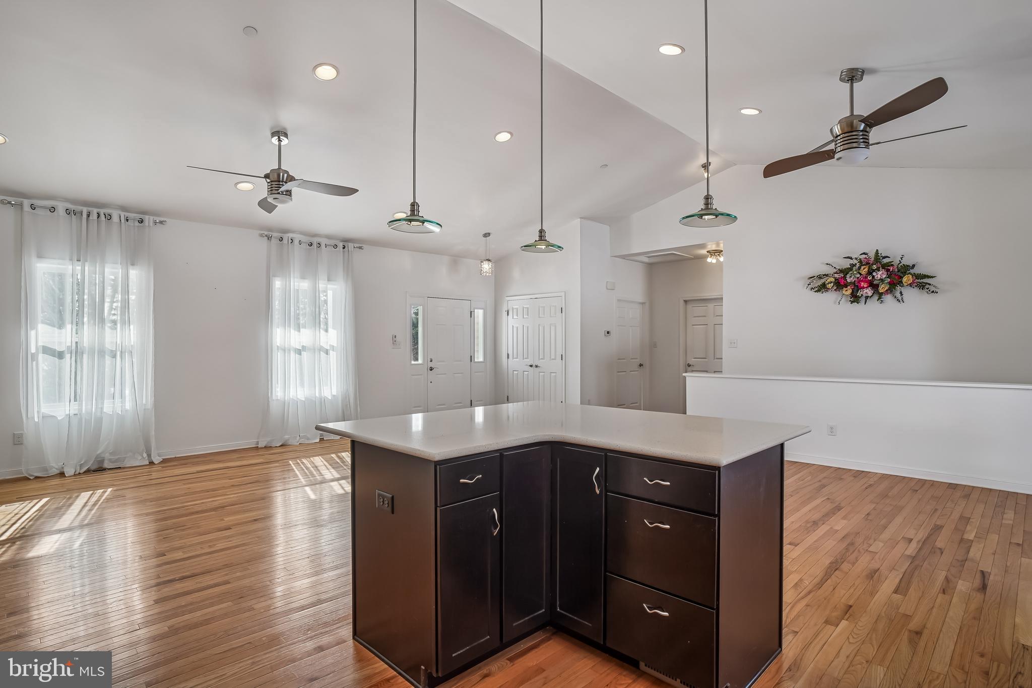 PHEASANT HILL - Residential