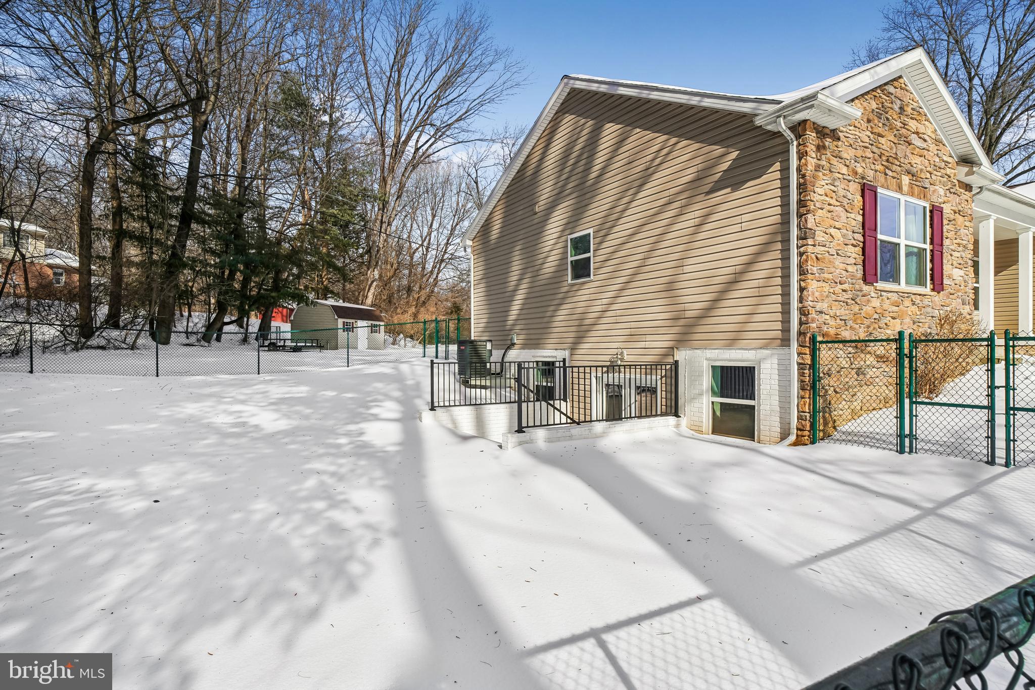 PHEASANT HILL - Residential