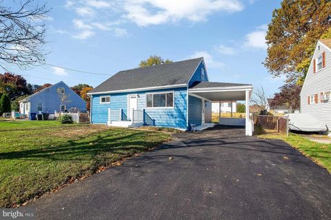 204 WOODPECKER LANE MOUNT HOLLY NJ 08060