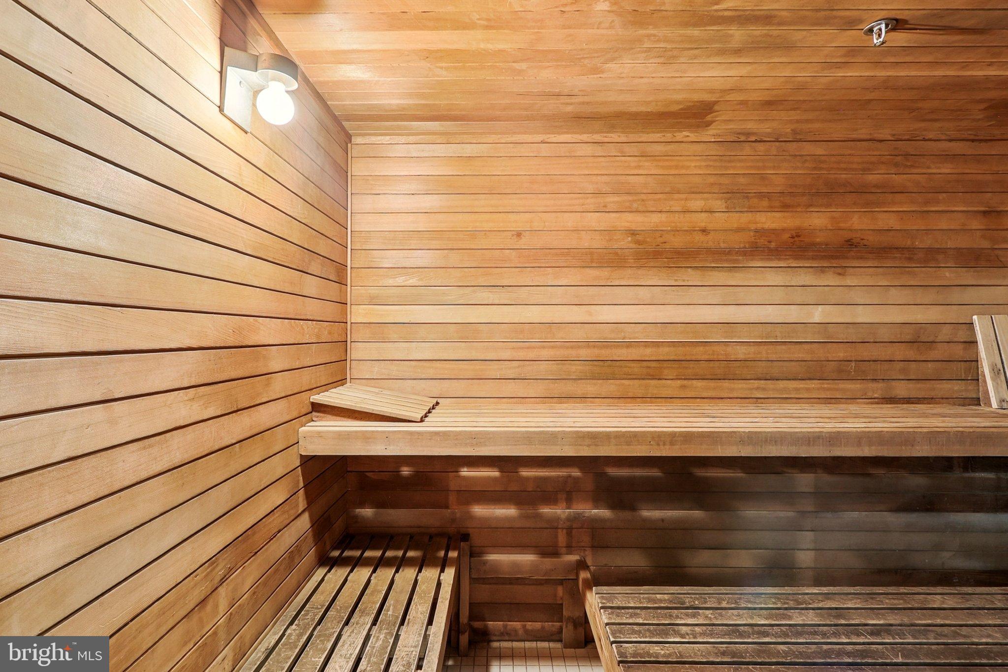 POINTE AT PARK CENTER - Residential