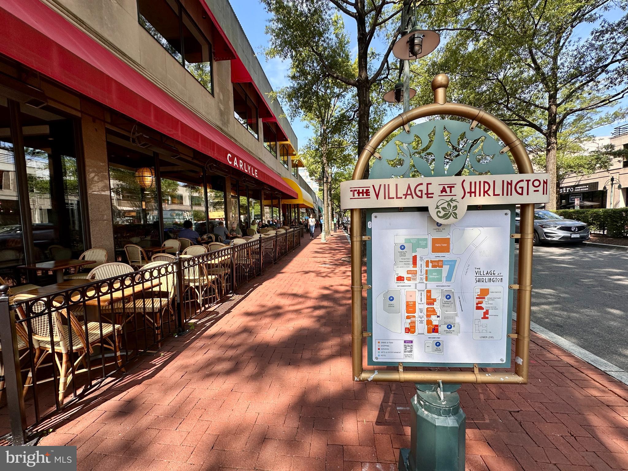 POINTE AT PARK CENTER - Residential