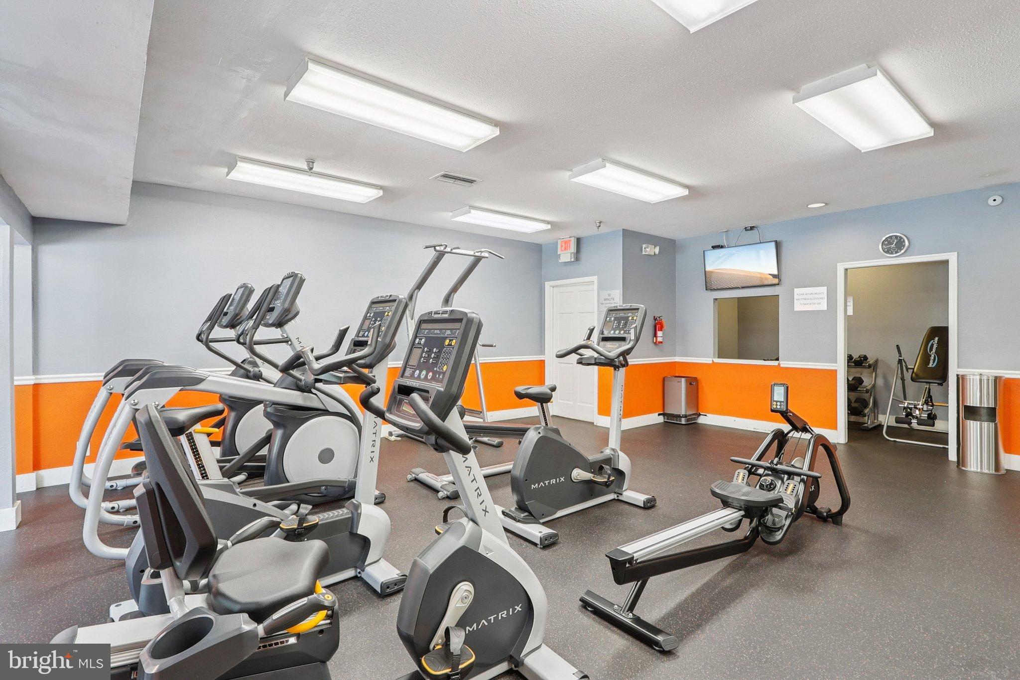 POINTE AT PARK CENTER - Residential