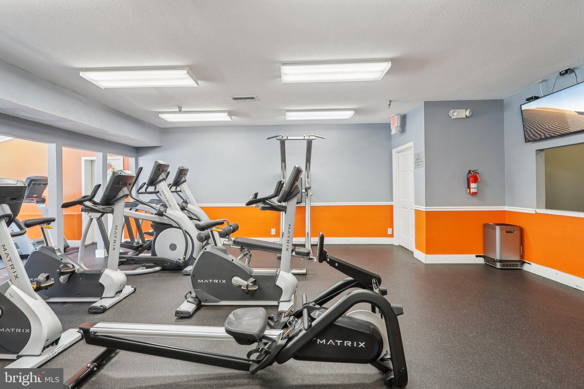 POINTE AT PARK CENTER - Residential