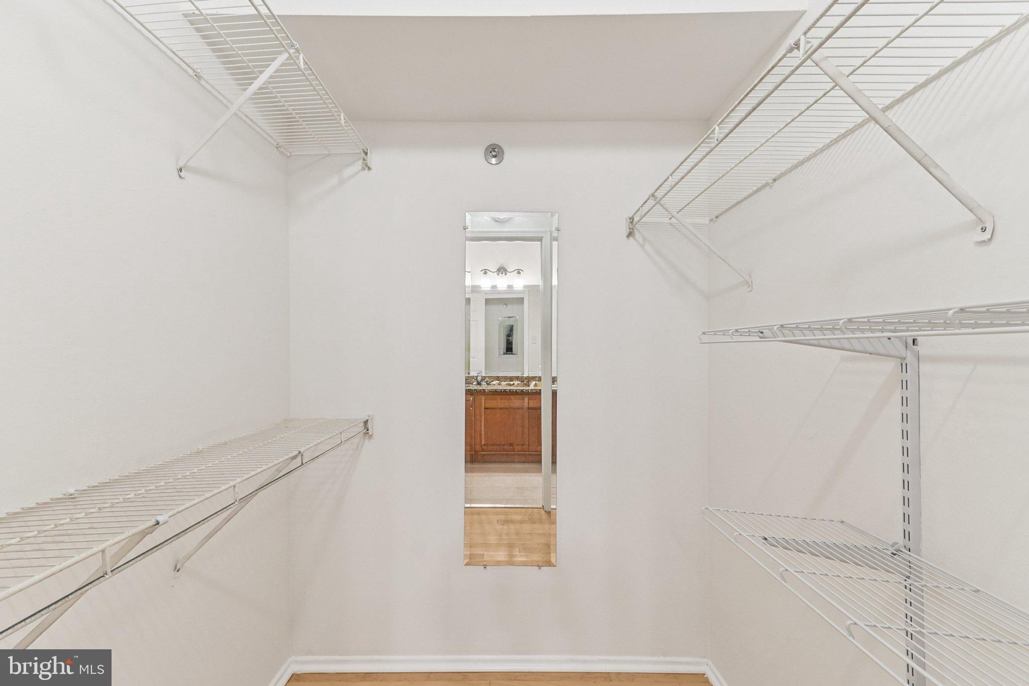 POINTE AT PARK CENTER - Residential